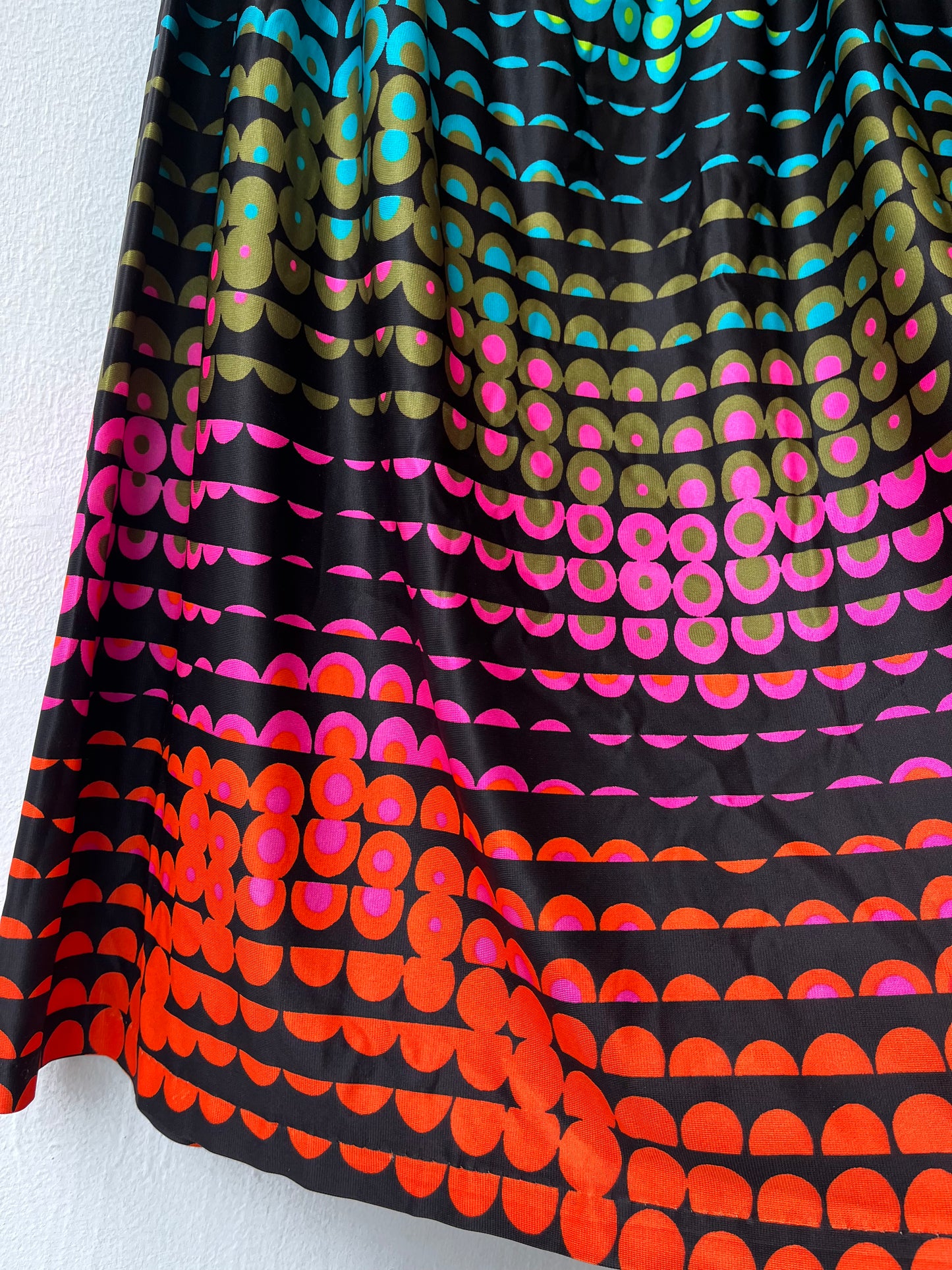 70's Circle Pattern Maxi Skirt 28"