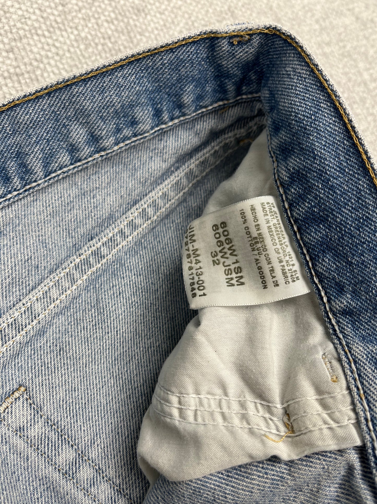 Y2K Wrangler Denim Shorts 31”