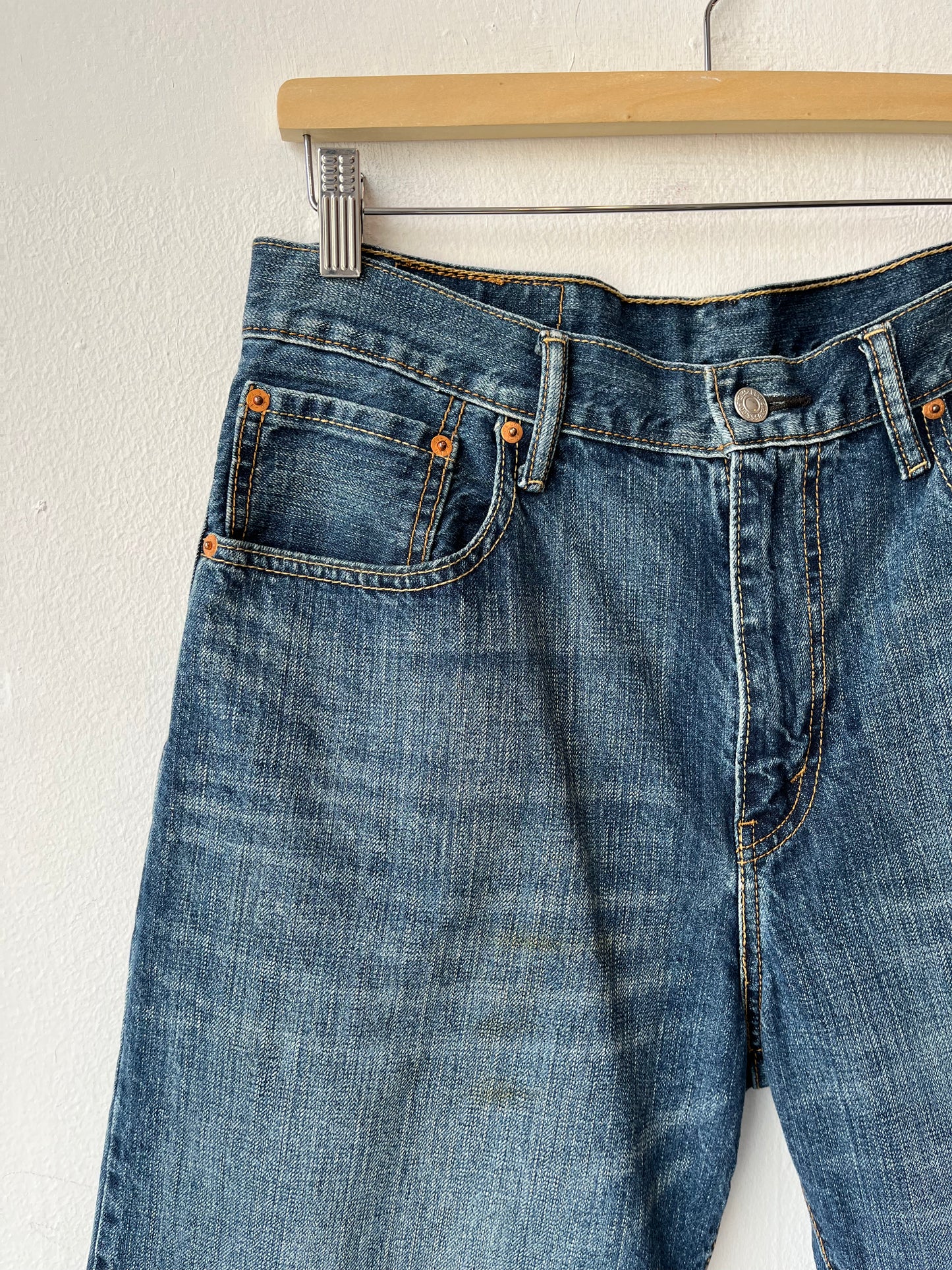 Y2K Levi's 569 Denim Shorts 32"