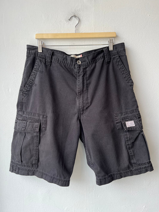 Y2K Levi's Black Cargo Shorts 36"