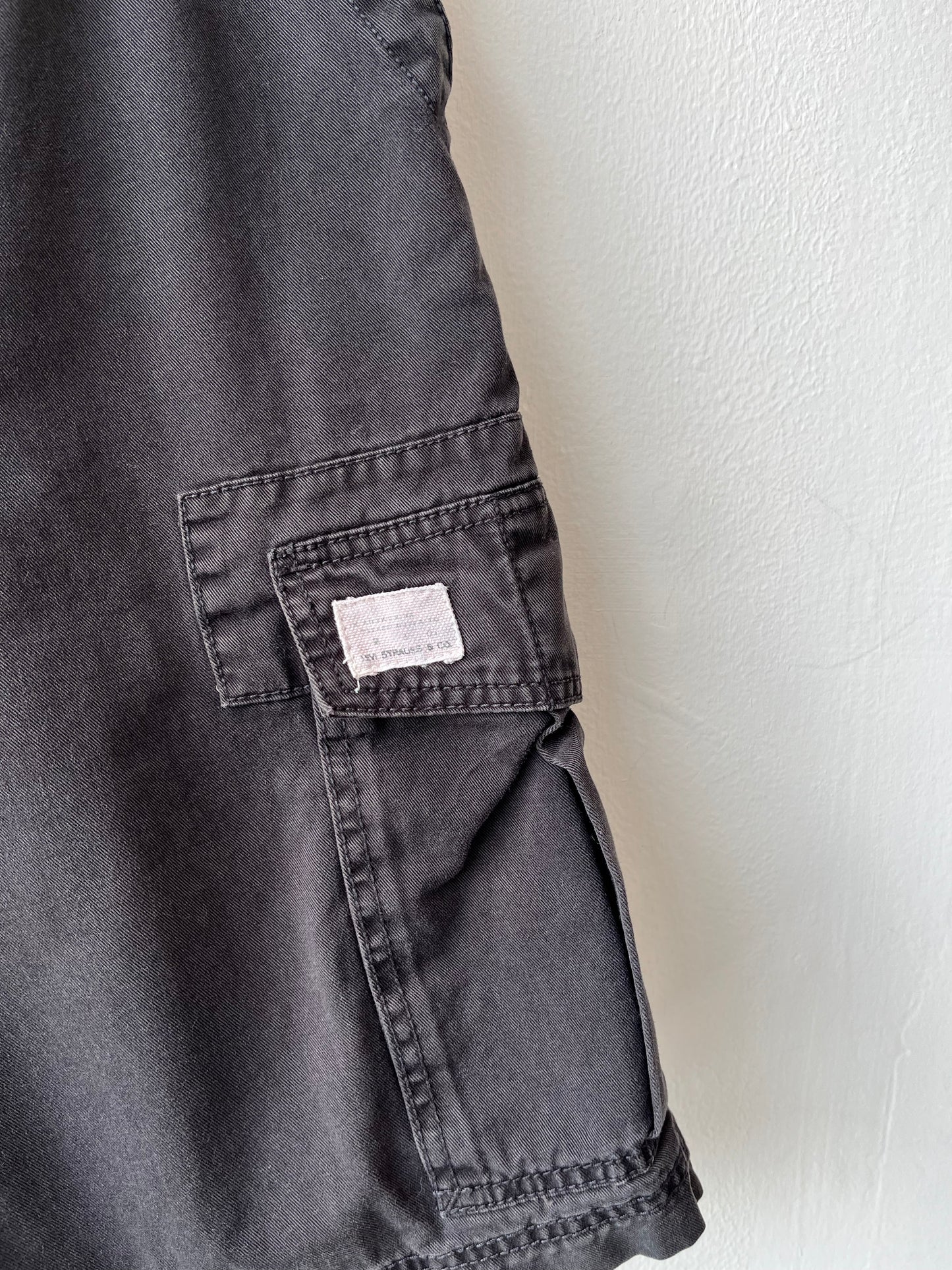 Y2K Levi's Black Cargo Shorts 36"