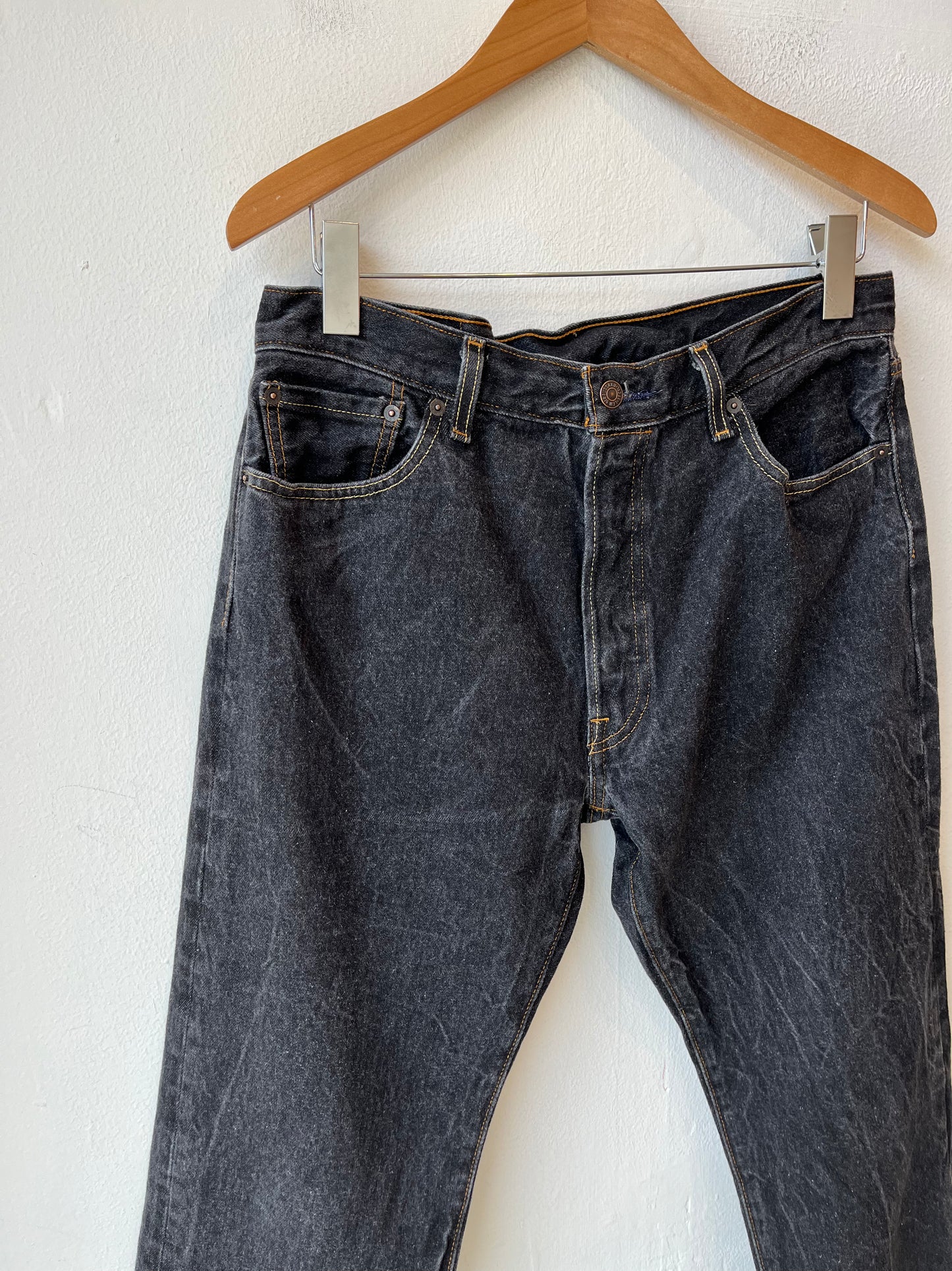 Y2K Levi's 501 Jeans 34"