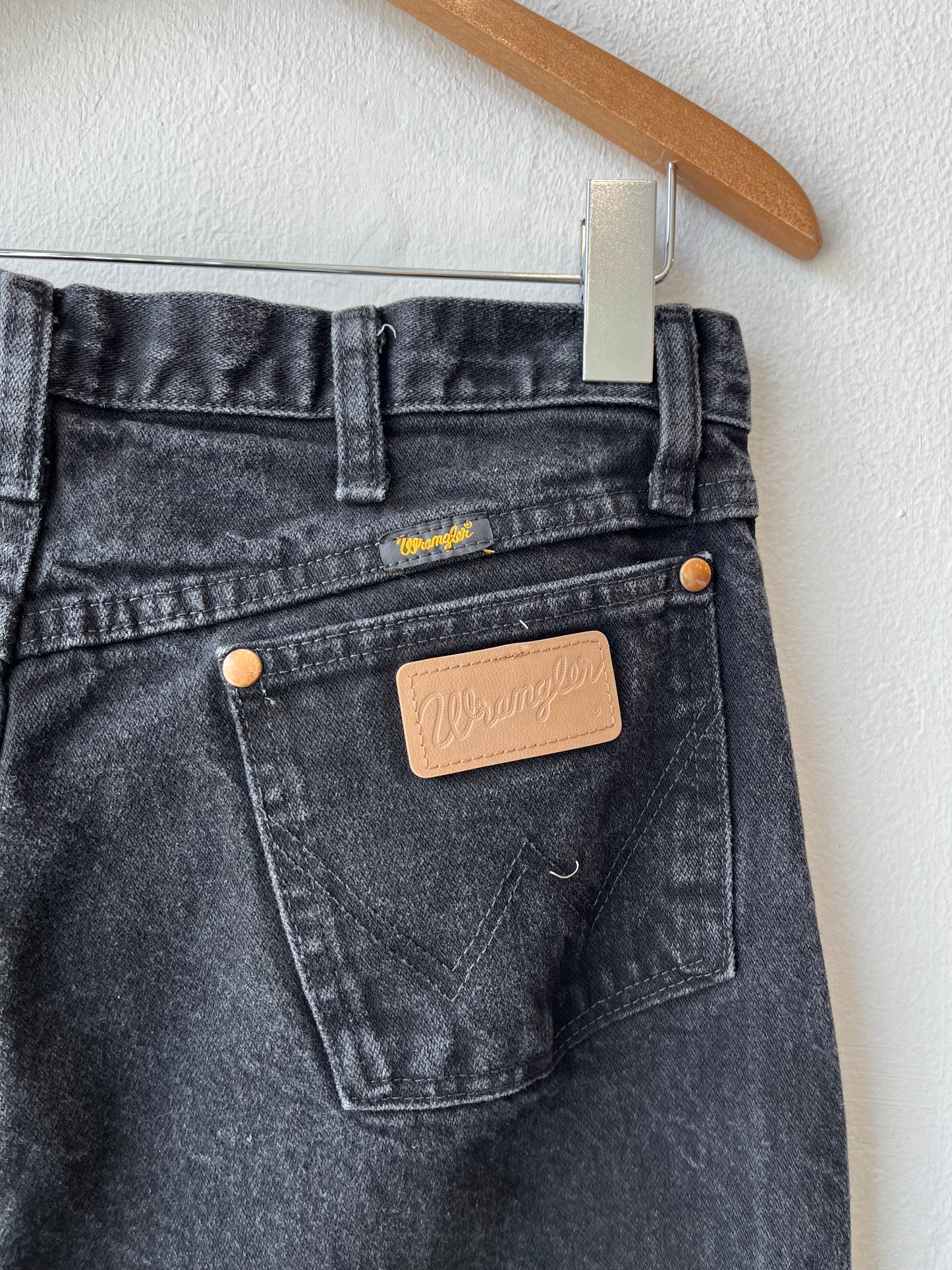 Y2K Black Wrangler Jeans 32"