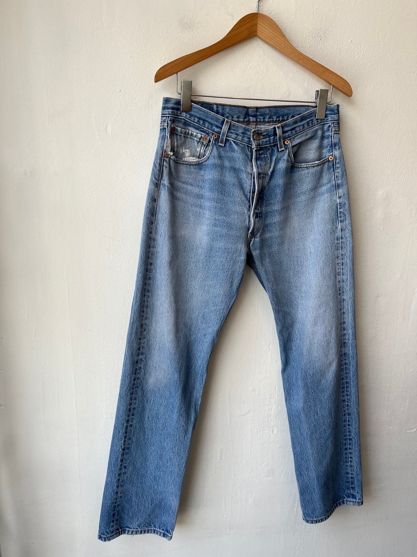 Y2K Levi's 501XX 31"