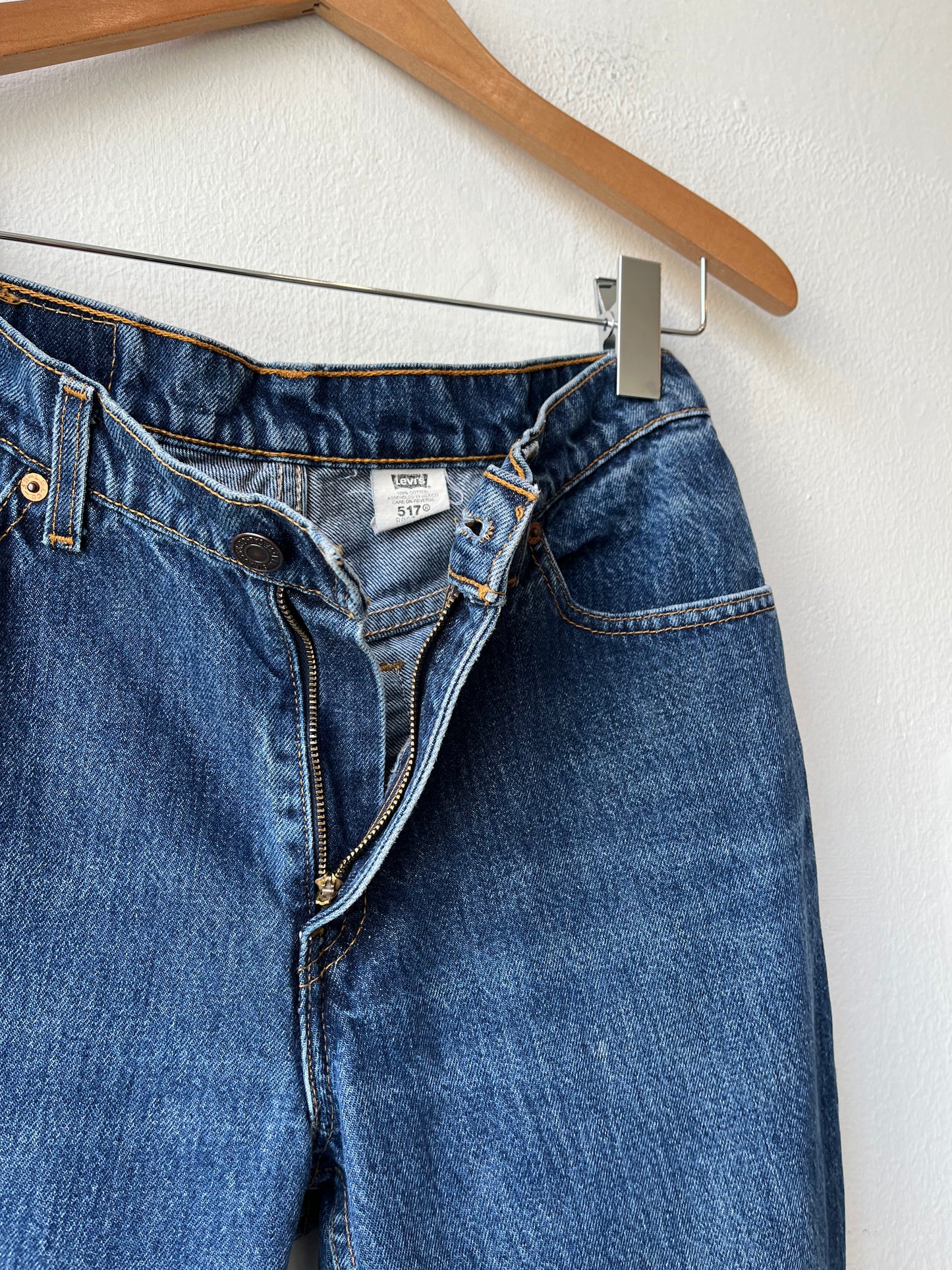 90's Levi's 517 30"