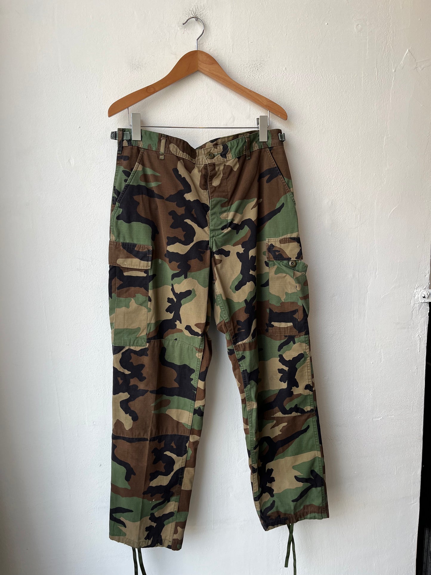 2001 Woodland Camo Pants 28-32"
