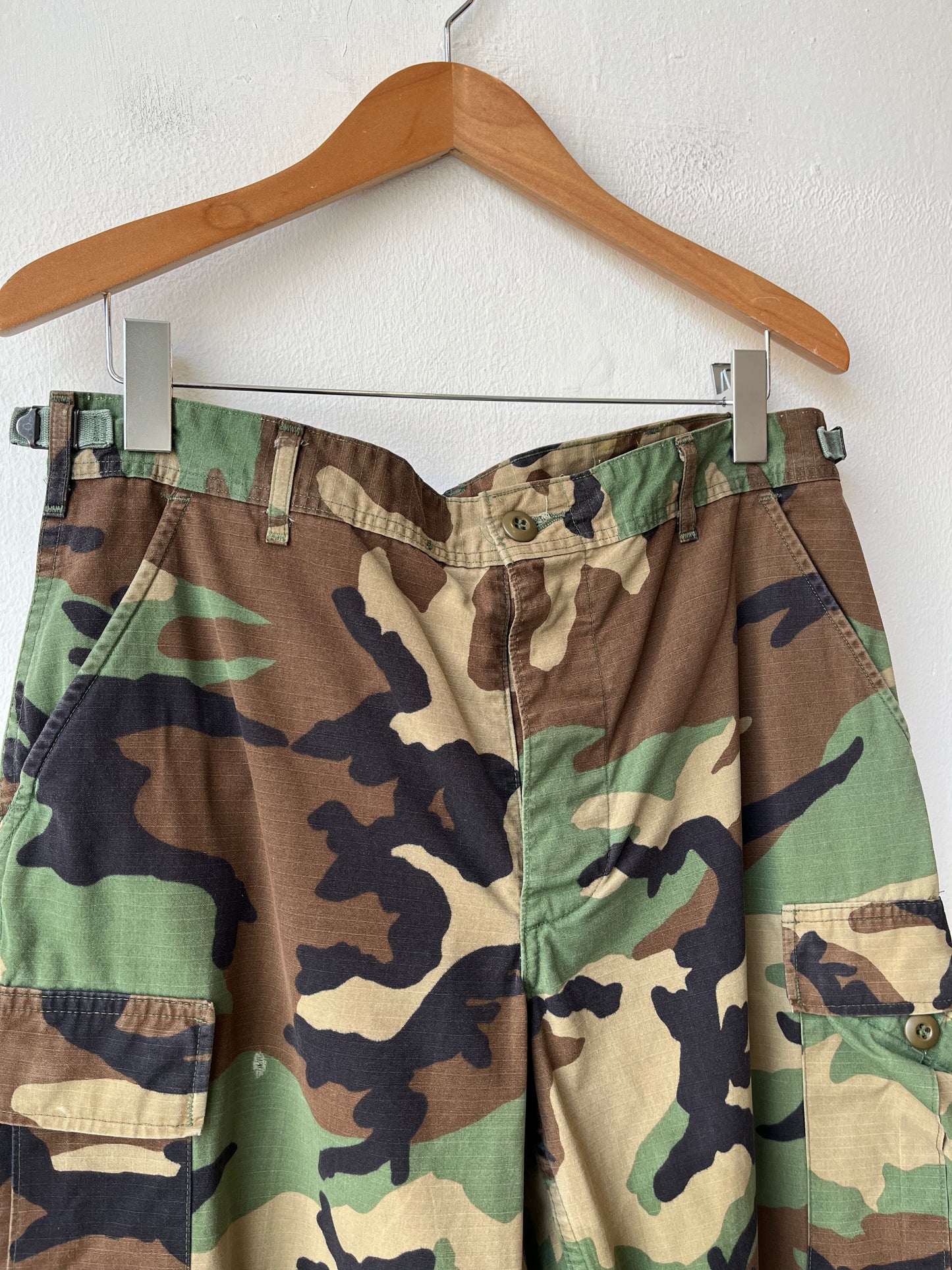 2001 Woodland Camo Pants 28-32"