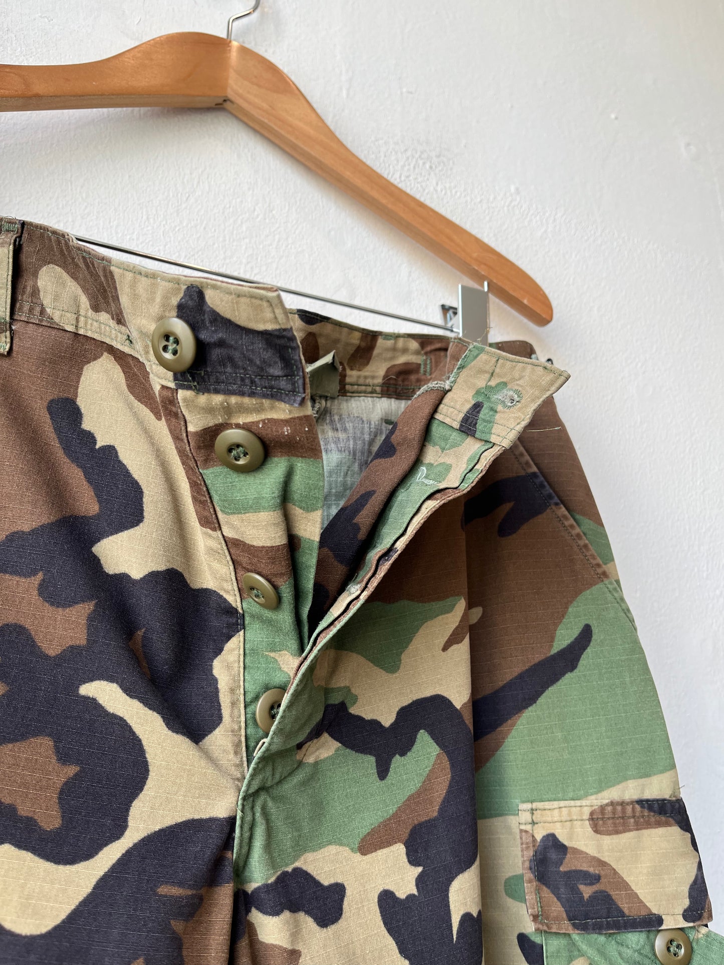 2001 Woodland Camo Pants 28-32"