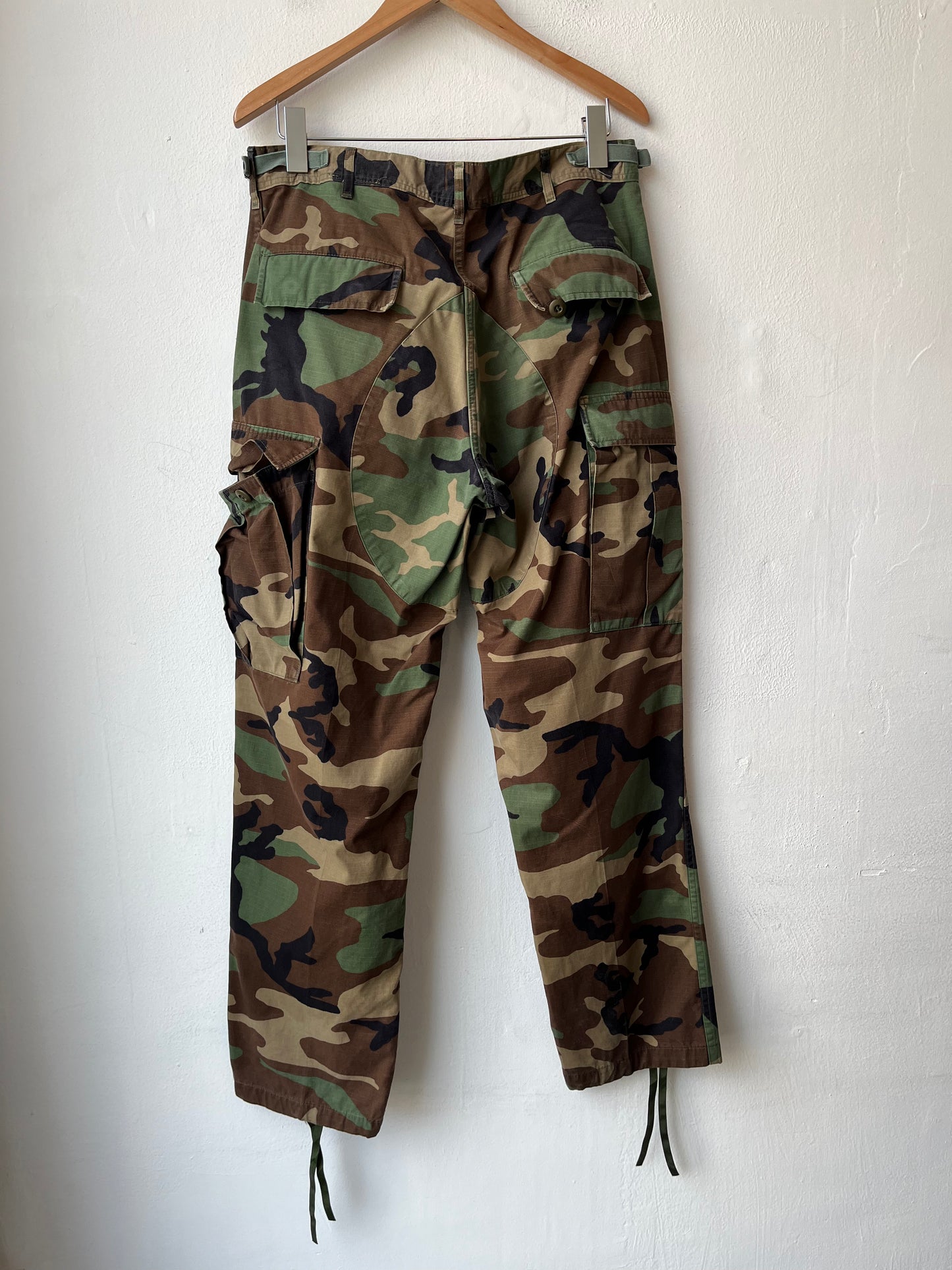 2001 Woodland Camo Pants 28-32"