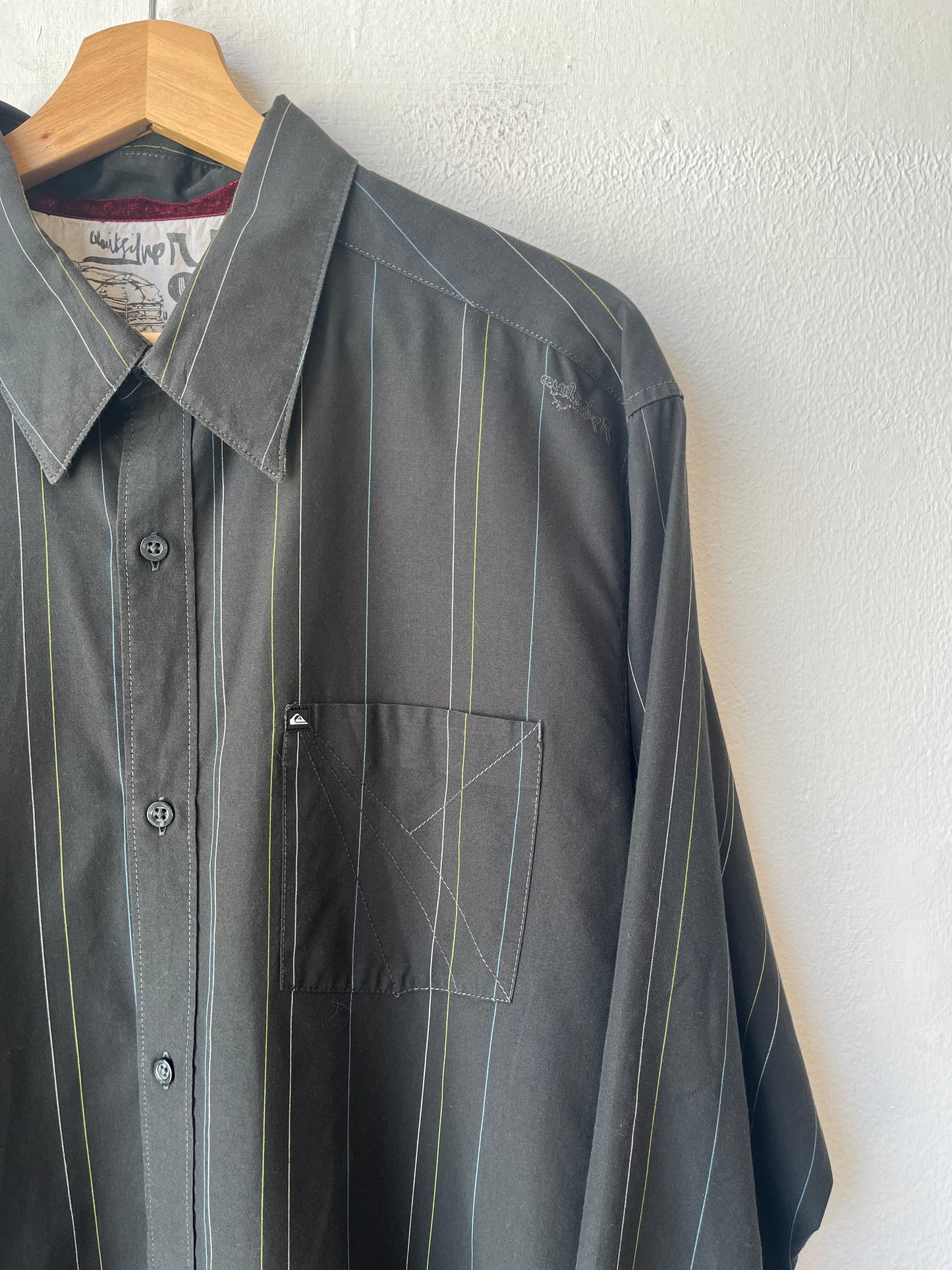 Y2K Quiksilver Button Down Shirt