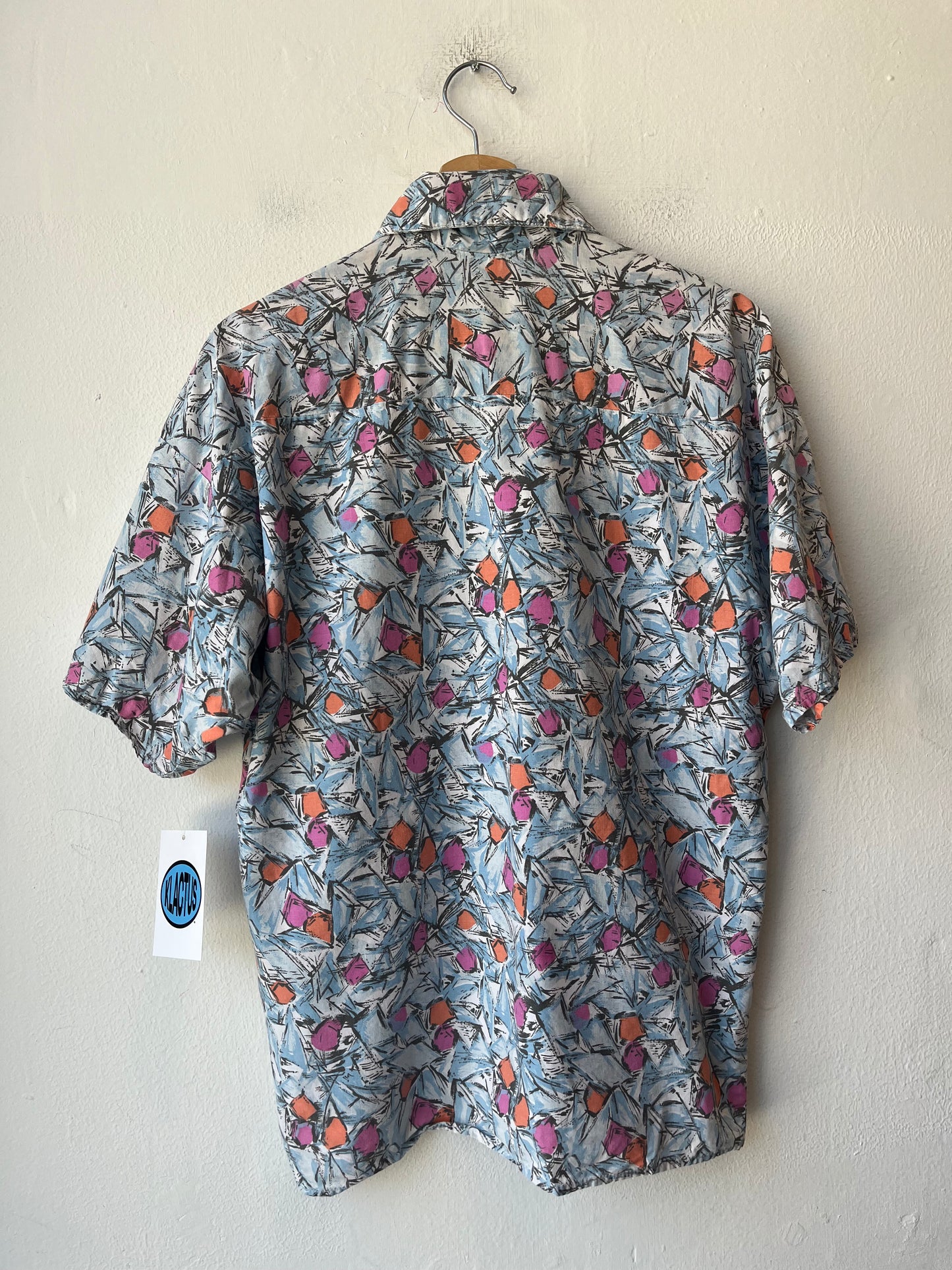 90's Patterned Button Up Shirt