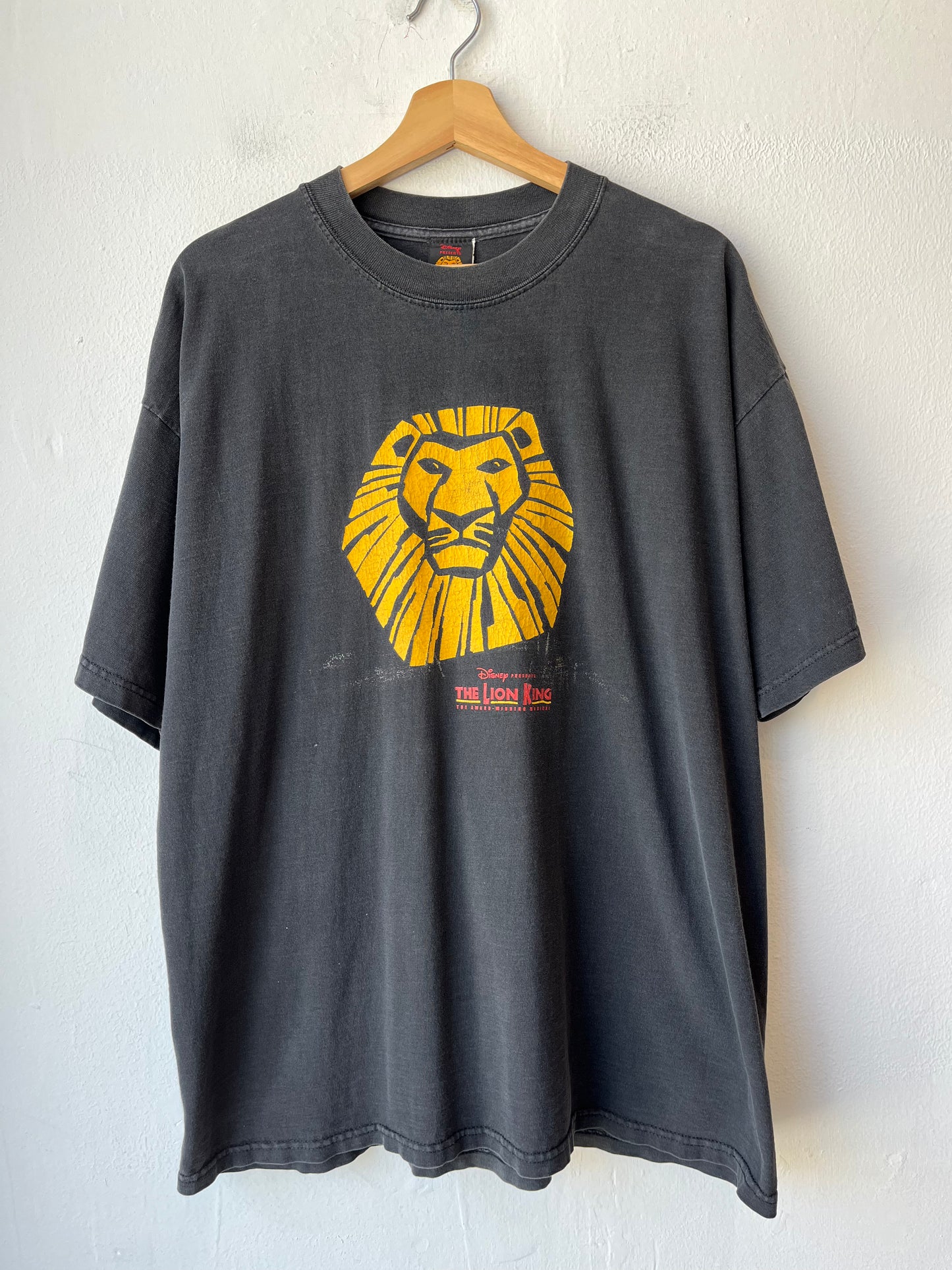 Y2K Lion King Los Angeles T-Shirt