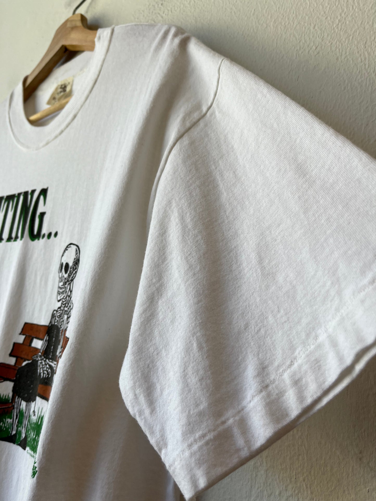 1998 Waiting For The Perfect Man T-Shirt