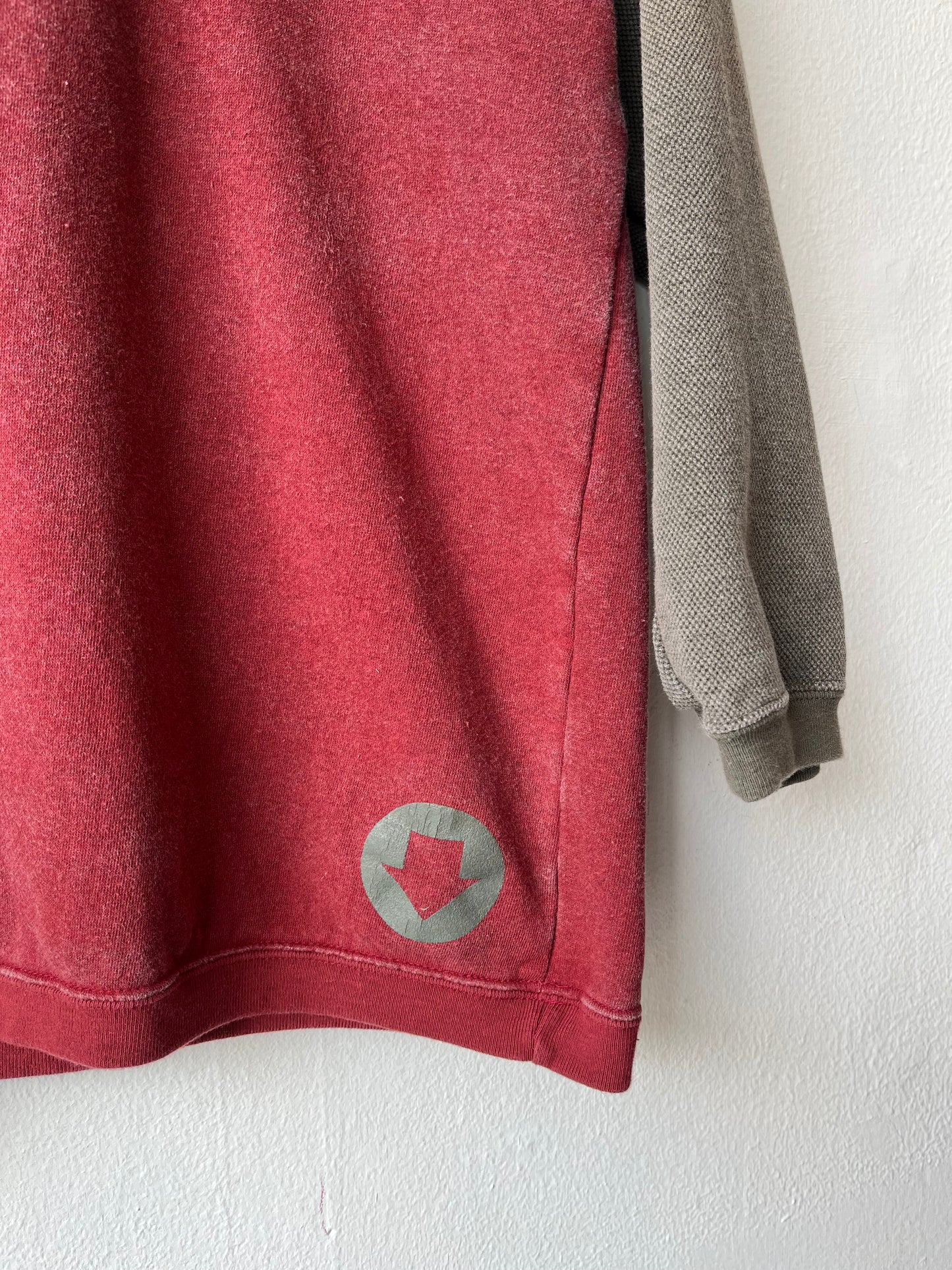 90's Air Crew Henley Sweatshirt