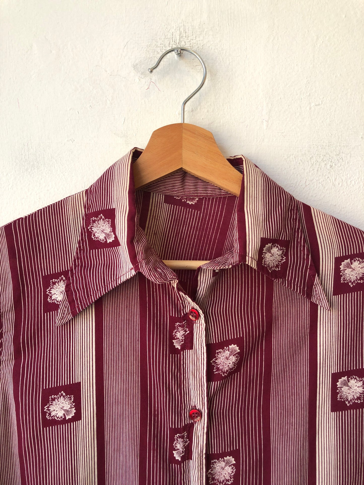 70's Floral Collared Blouse
