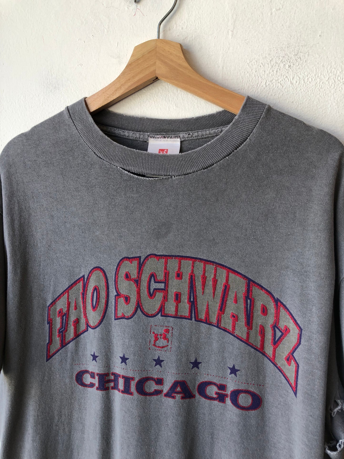 90's FAO Schwarz T-Shirt