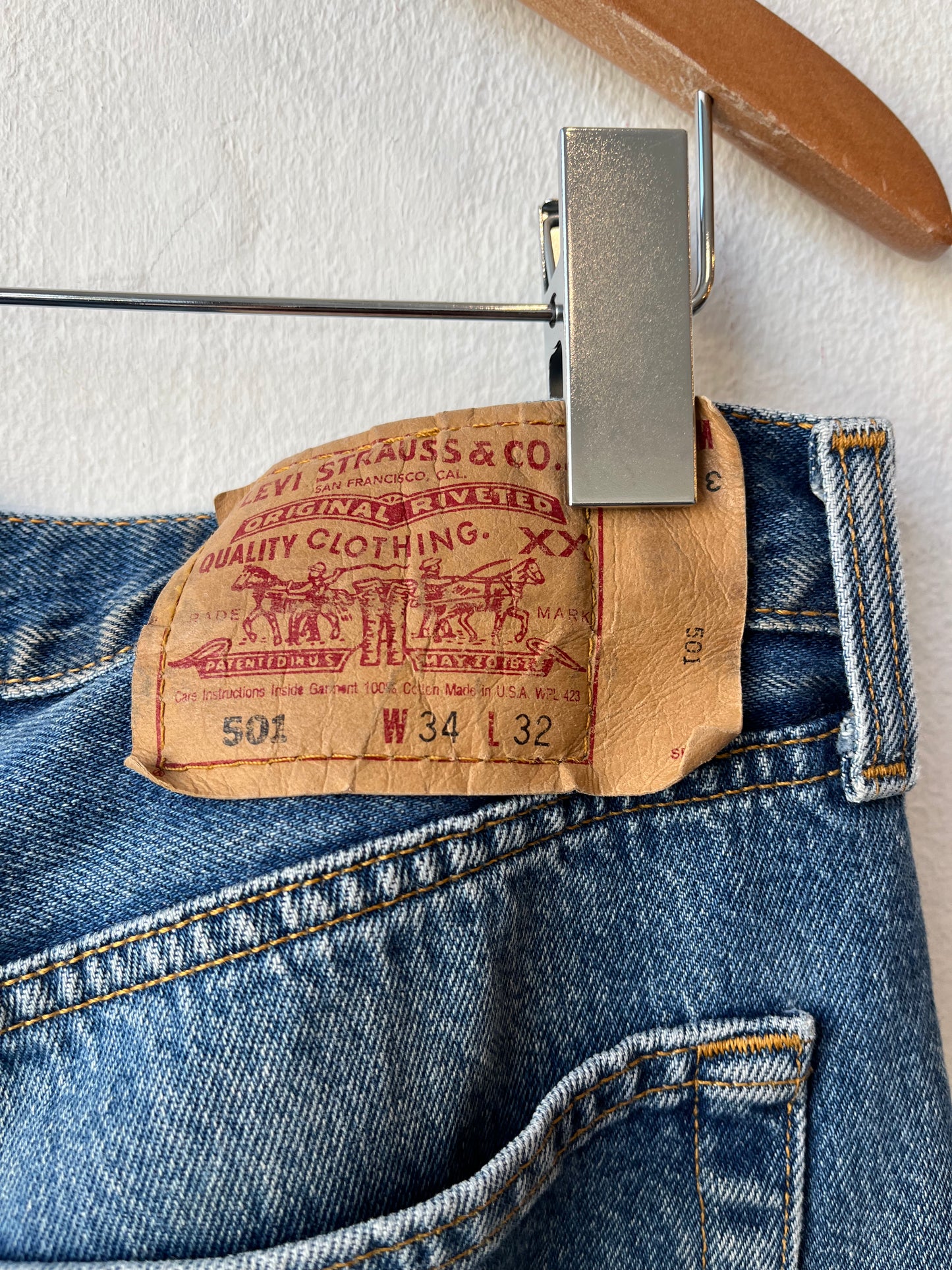 90's Levi's 501 33"