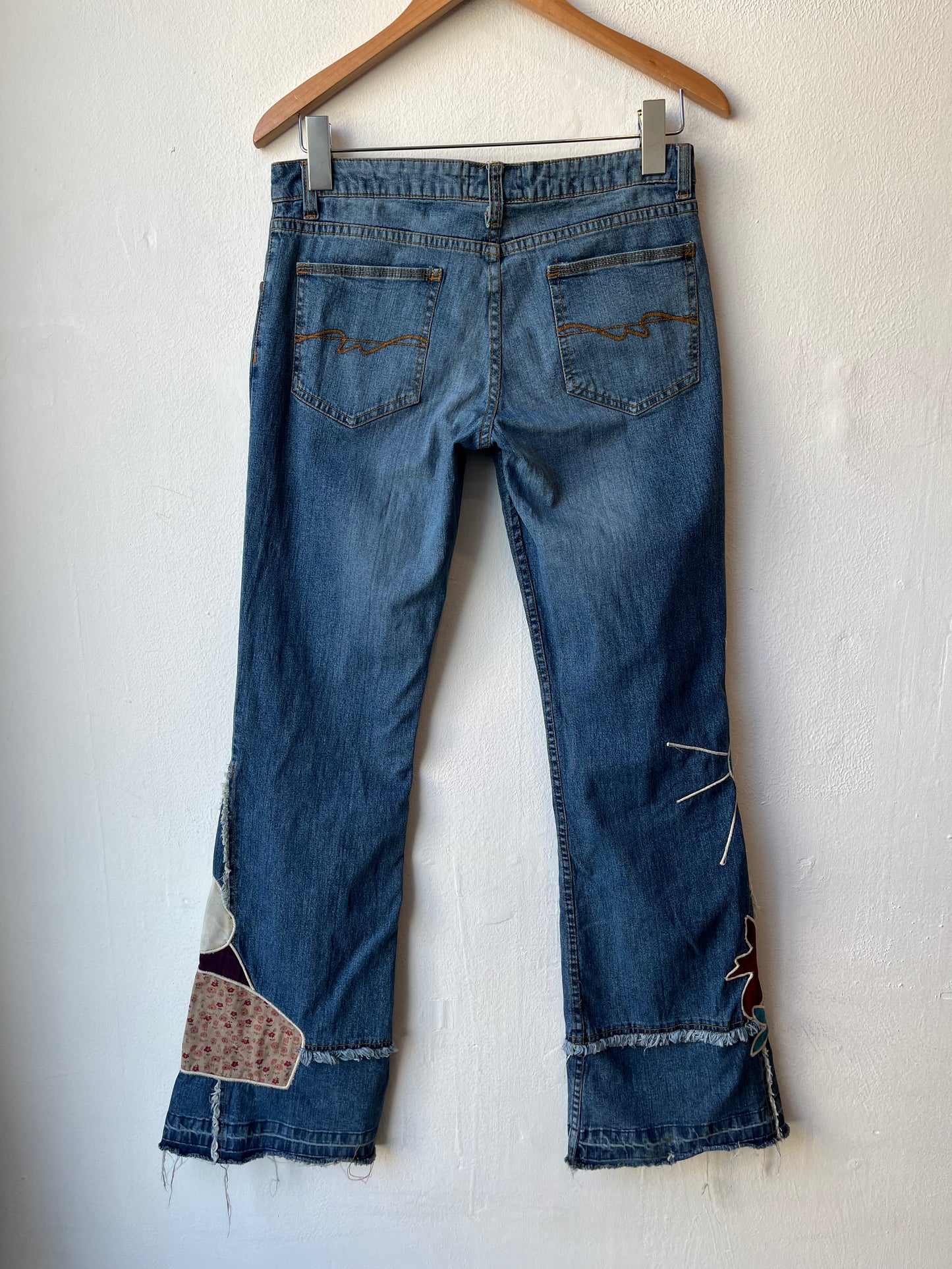 Y2K Applique Flare Jeans 30"