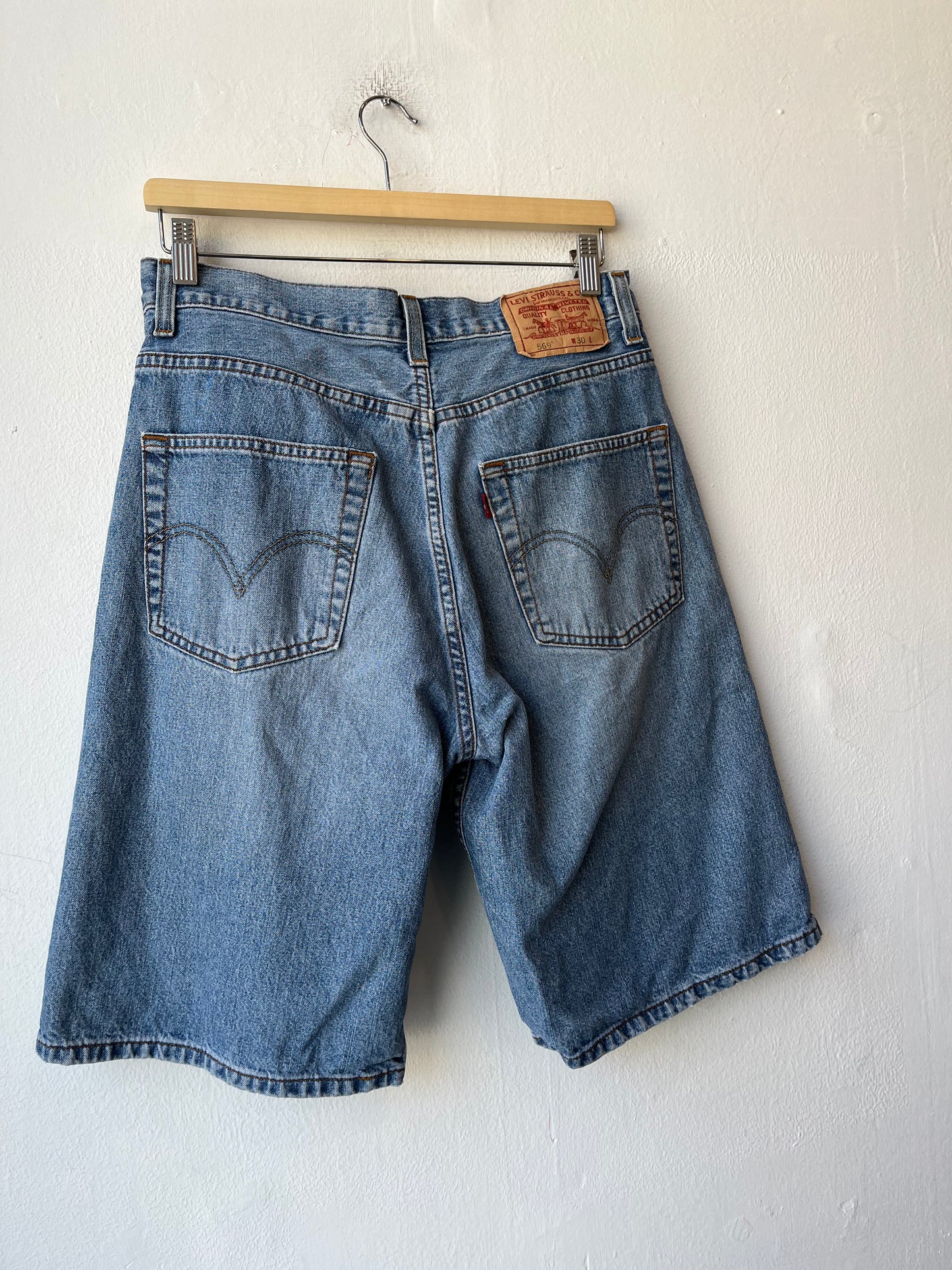 Y2K Levi's 569 Shorts 31"