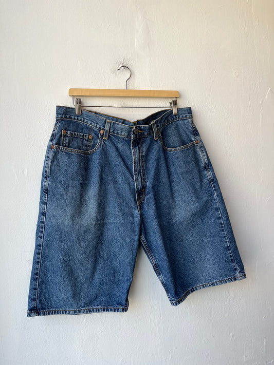 Y2K Levi's 569 Shorts 36"