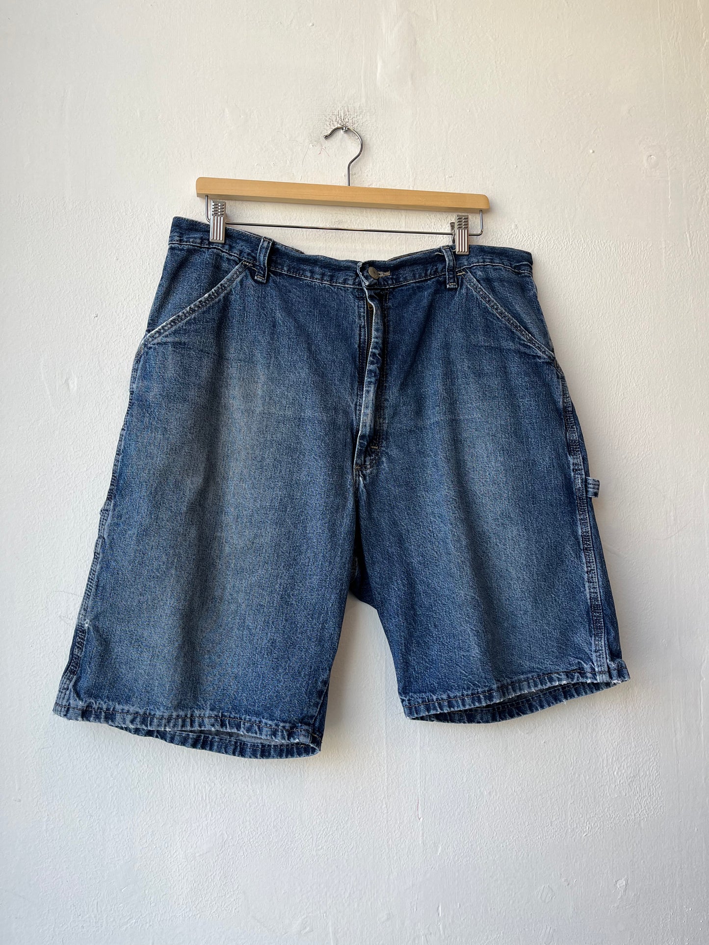 Y2K Wrangler Baggy Carpenter Shorts 36"