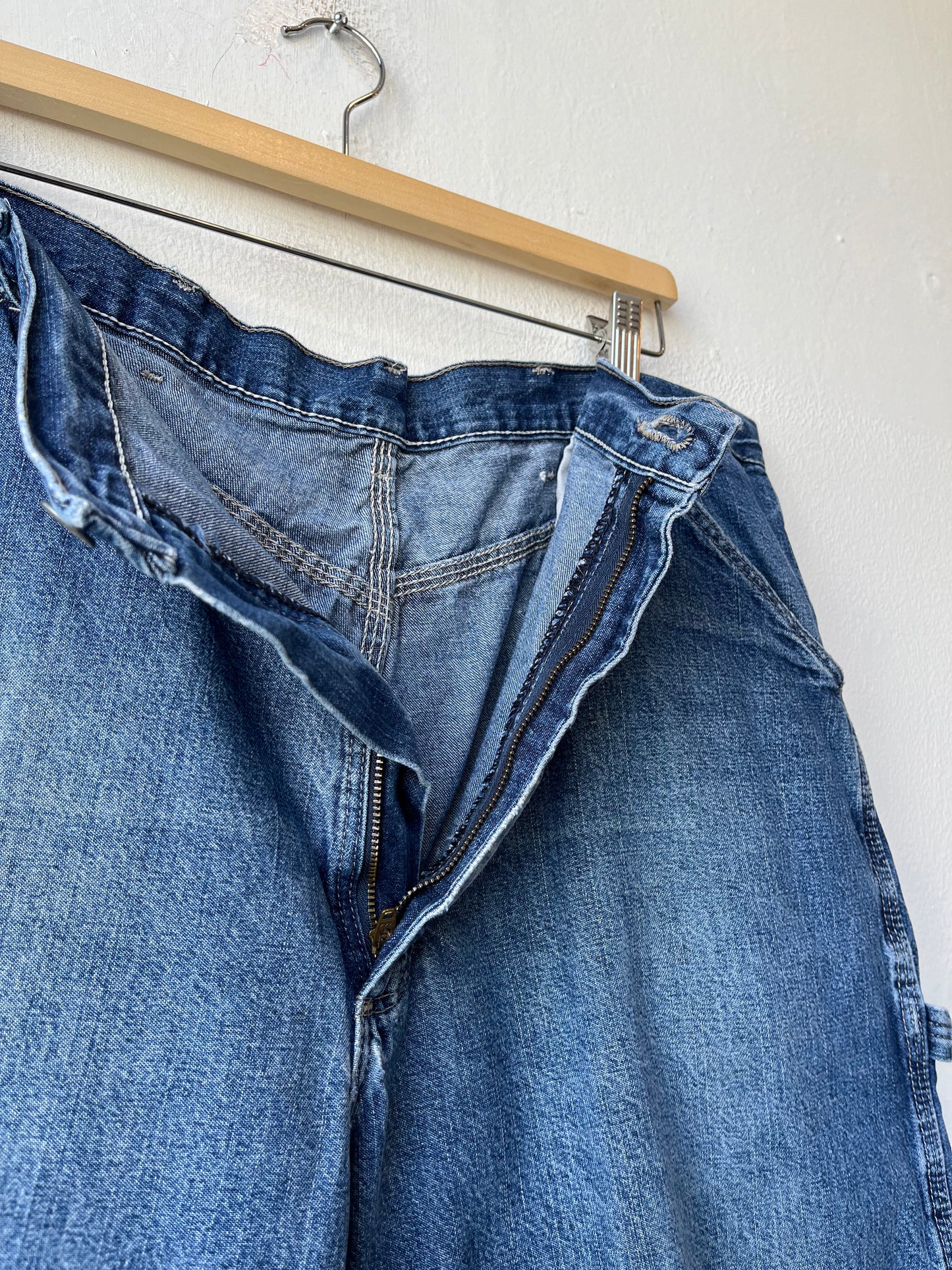 Y2K Wrangler Baggy Carpenter Shorts 36"