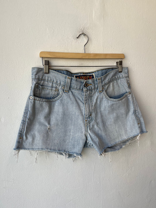 Y2K Levi's Cutoff Shorts 33"