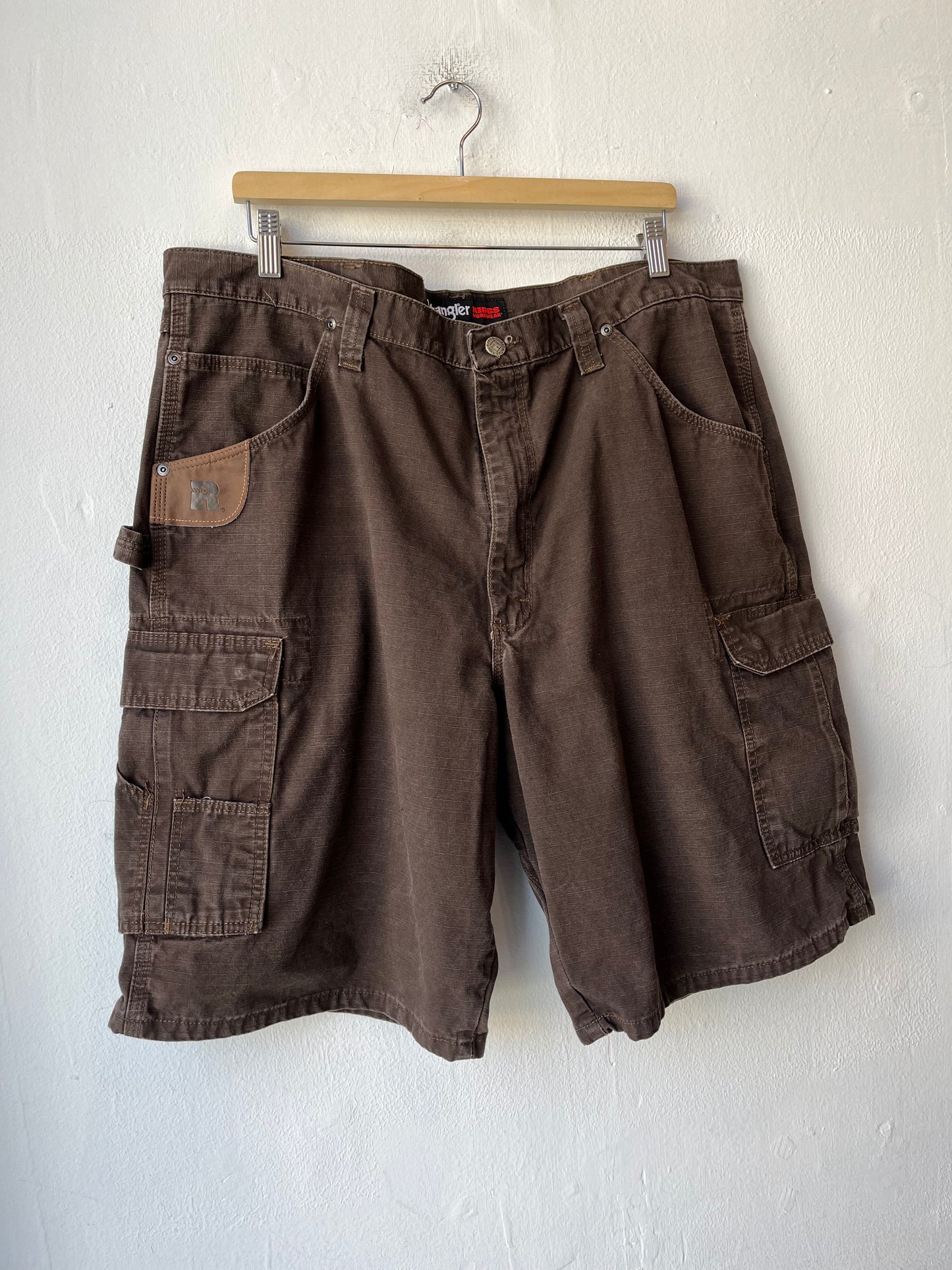 Y2K Wrangler Riggs Brown Shorts 40"