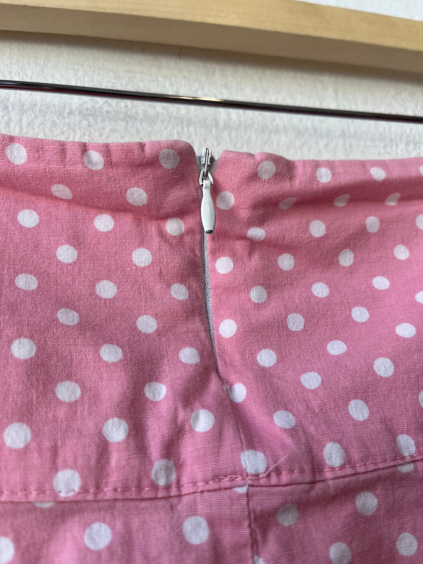 90's Pink Polka Dot Mini Skirt 27"