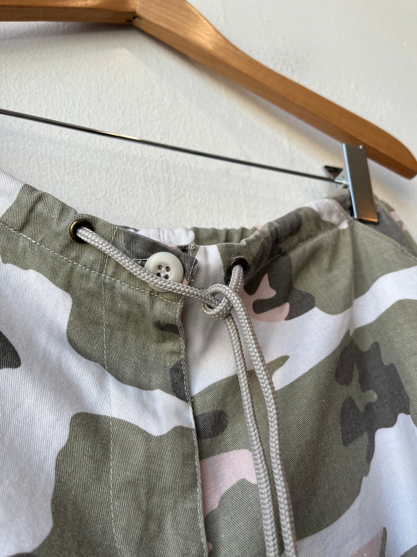 90's Pink Camo Drawstring Pants 27-34"
