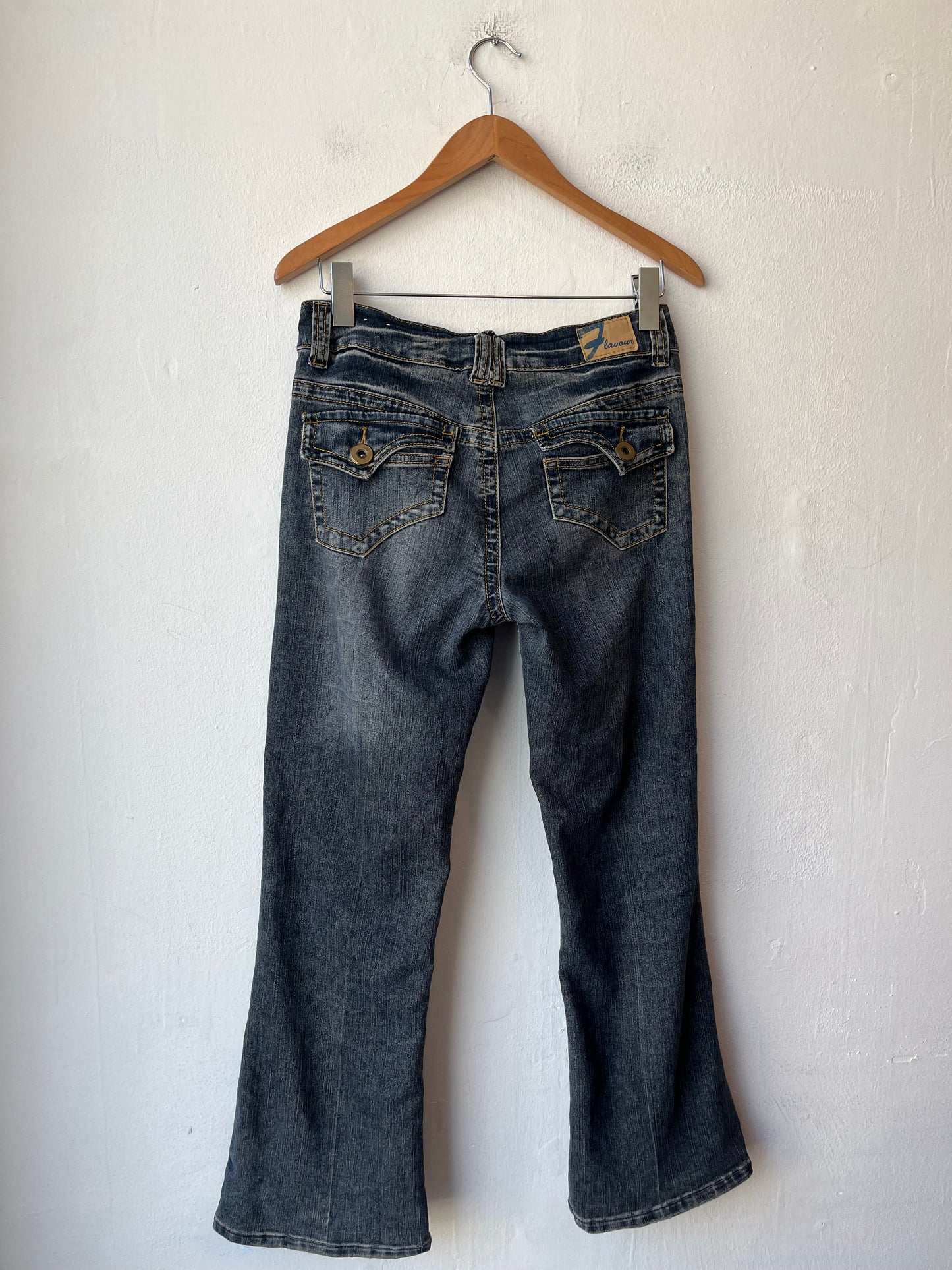 Y2K Mid Rise Flare Jeans 30"