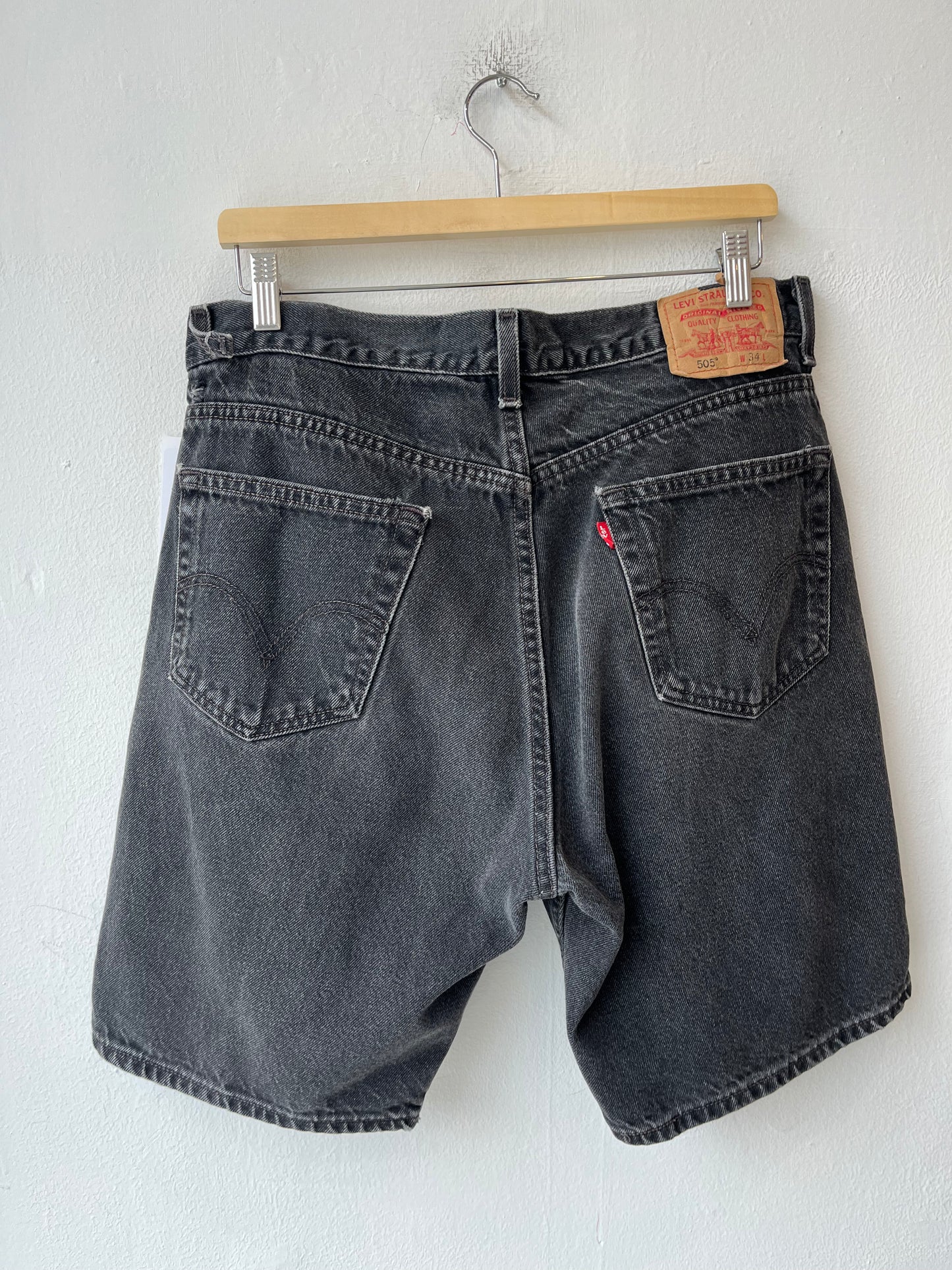 Y2K Levi's Black 505 Shorts 33"