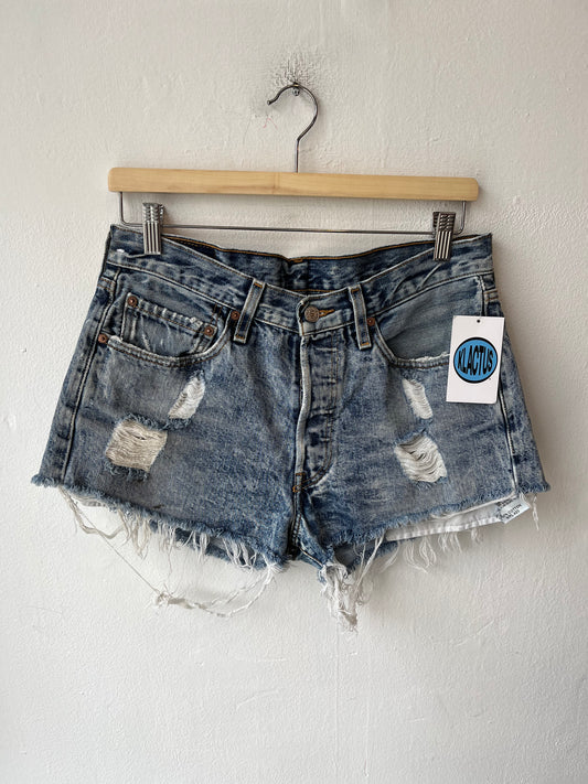 Y2K Levi's 501 Cutoff Shorts 30"