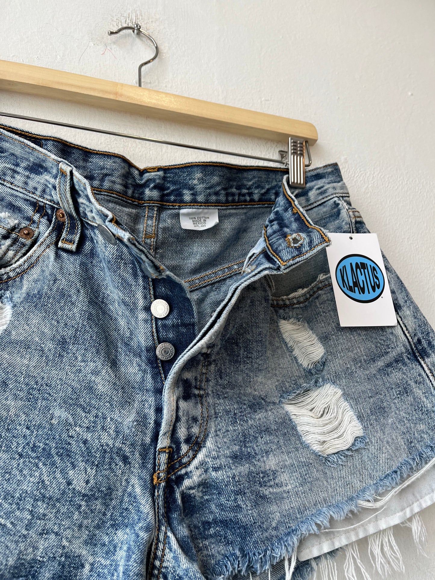 Y2K Levi's 501 Cutoff Shorts 30"