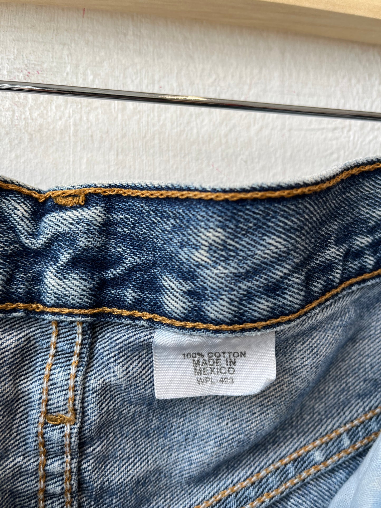 Y2K Levi's 501 Cutoff Shorts 30"