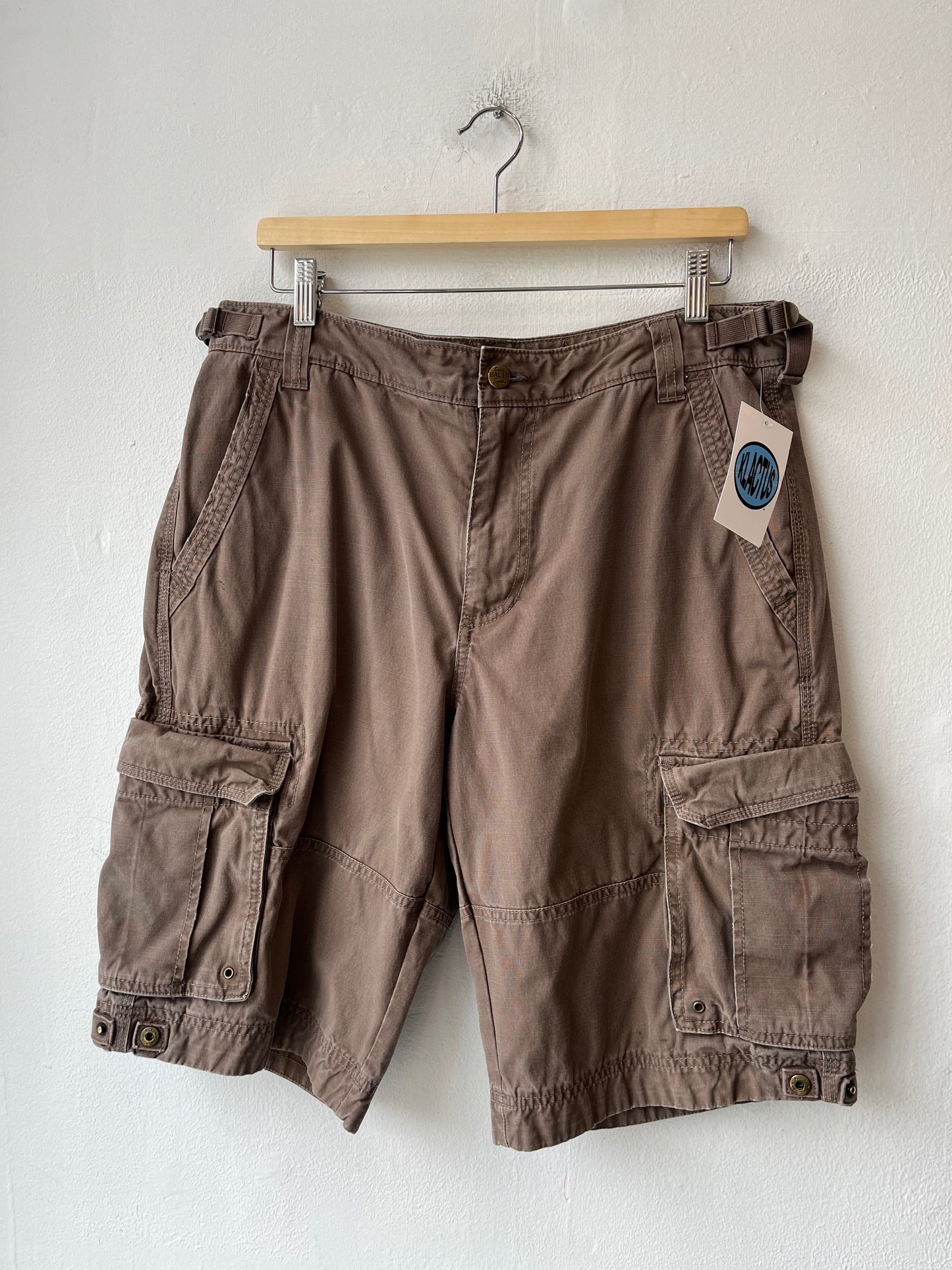 Y2K Brown Cargo Shorts 30-34"