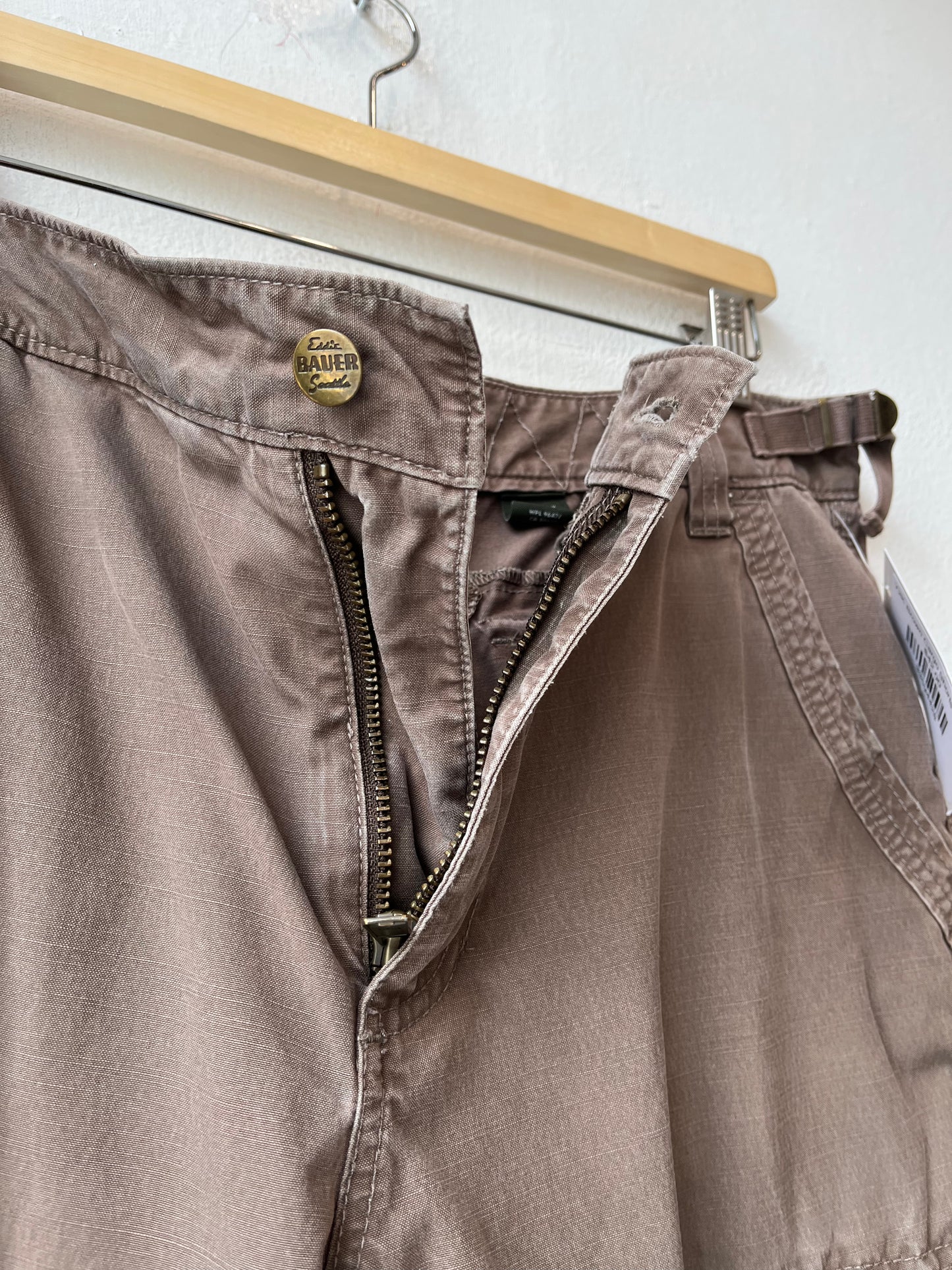 Y2K Brown Cargo Shorts 30-34"
