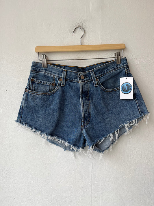 Y2K Levi's 501 Cutoff Shorts 29"