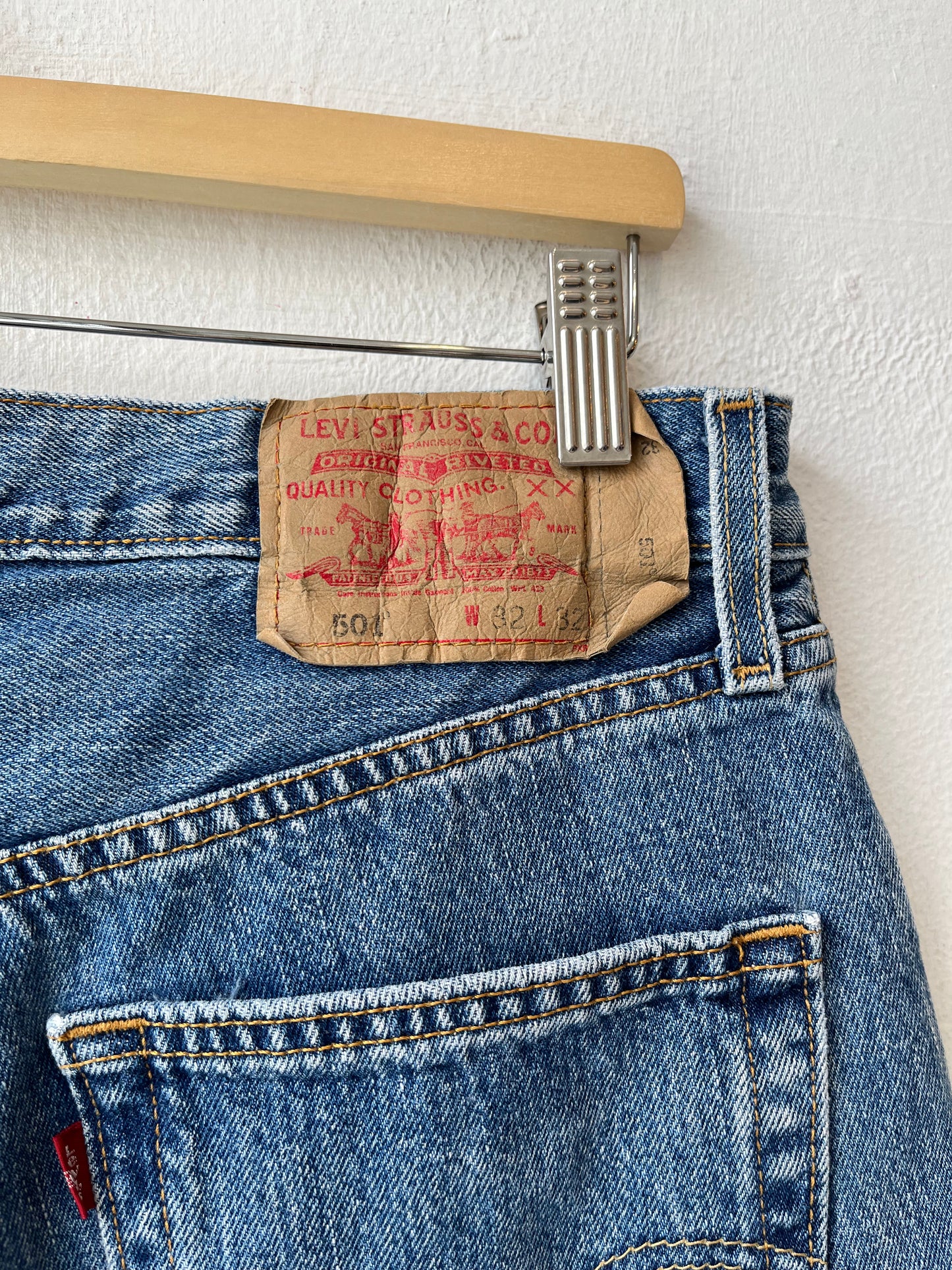 Y2K Levi's 501 Cutoff Shorts 29"