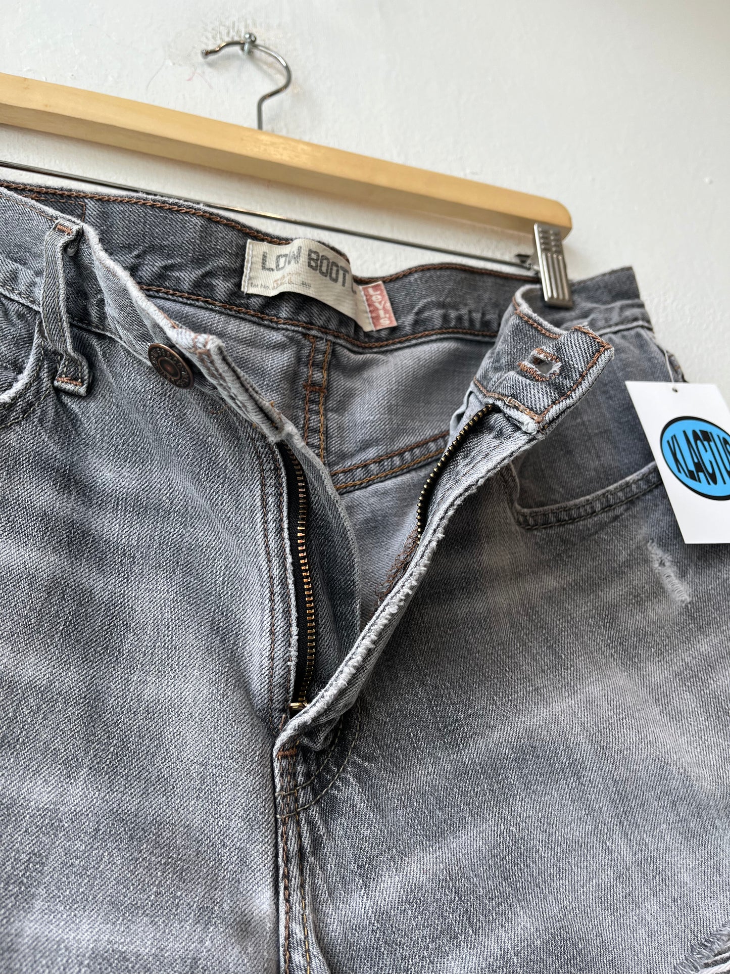 Y2K Levi's 527 Cutoff Shorts 32"
