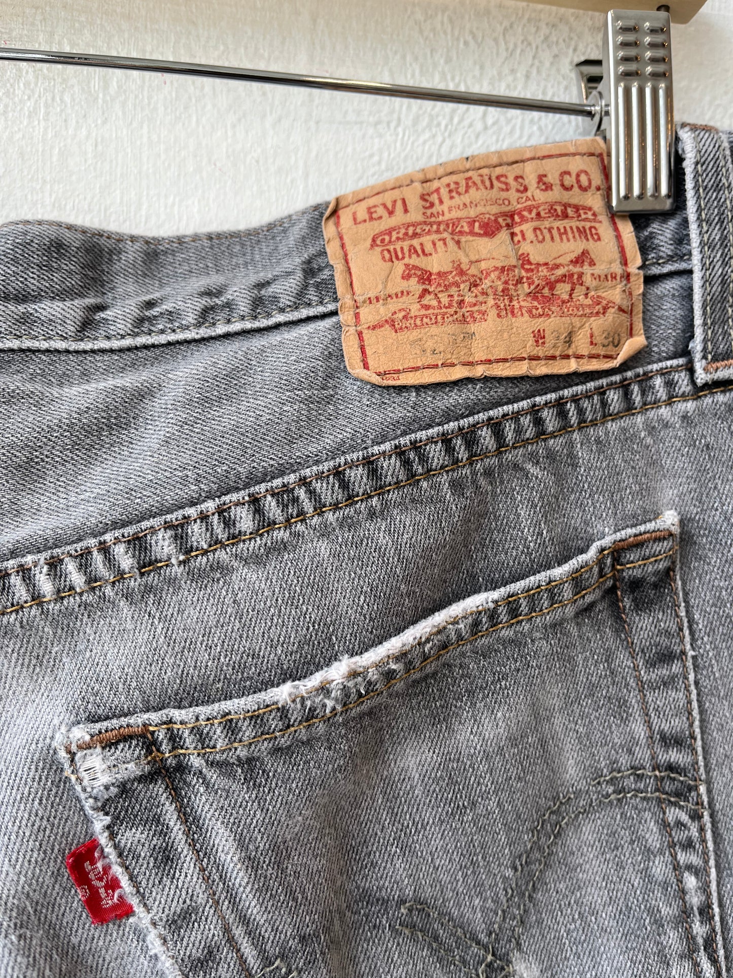 Y2K Levi's 527 Cutoff Shorts 32"