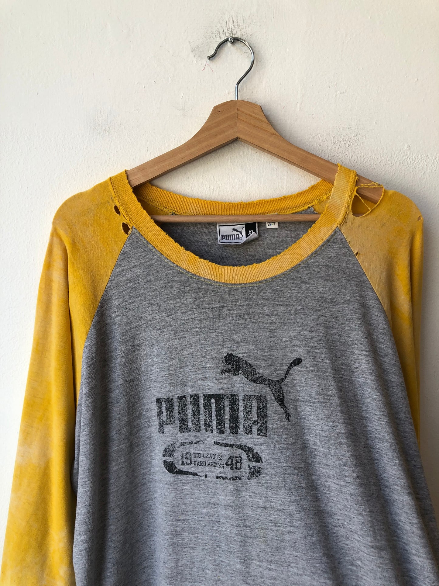 Y2K Puma Raglan Shirt