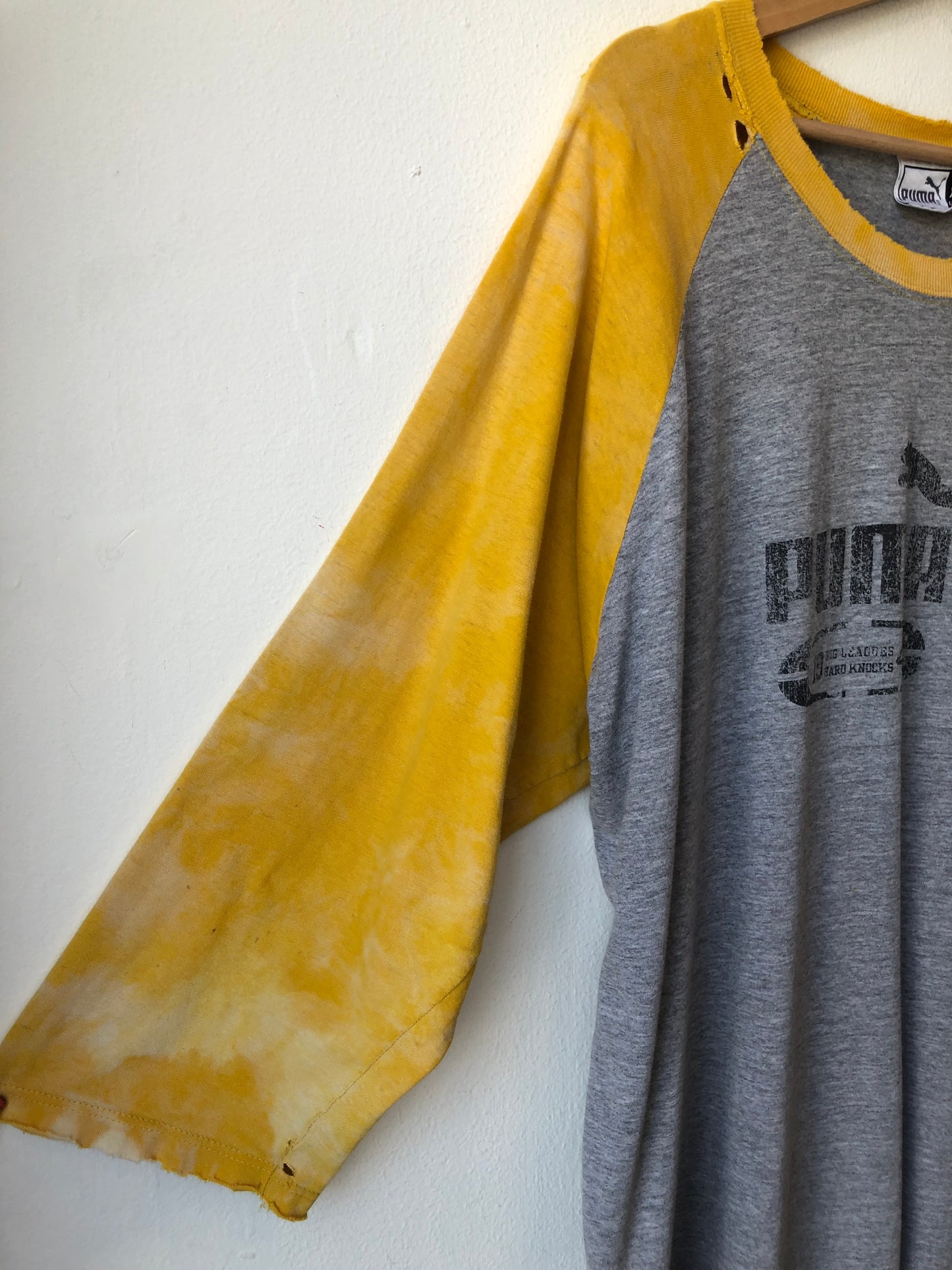 Y2K Puma Raglan Shirt