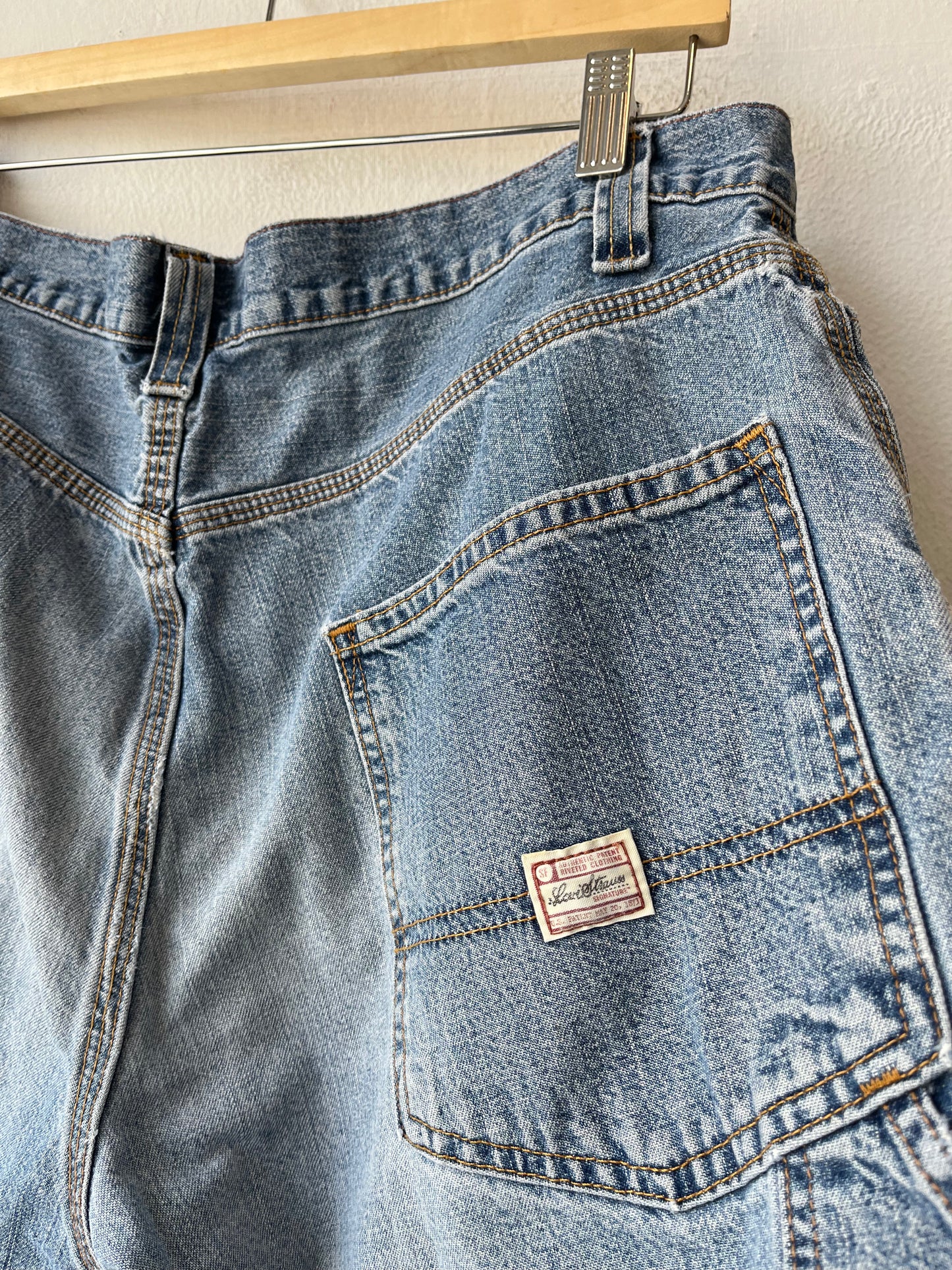 Y2K Levi's Baggy Carpenter Shorts 34"