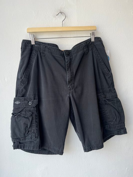 Y2K Lee Black Cargo Shorts 36"
