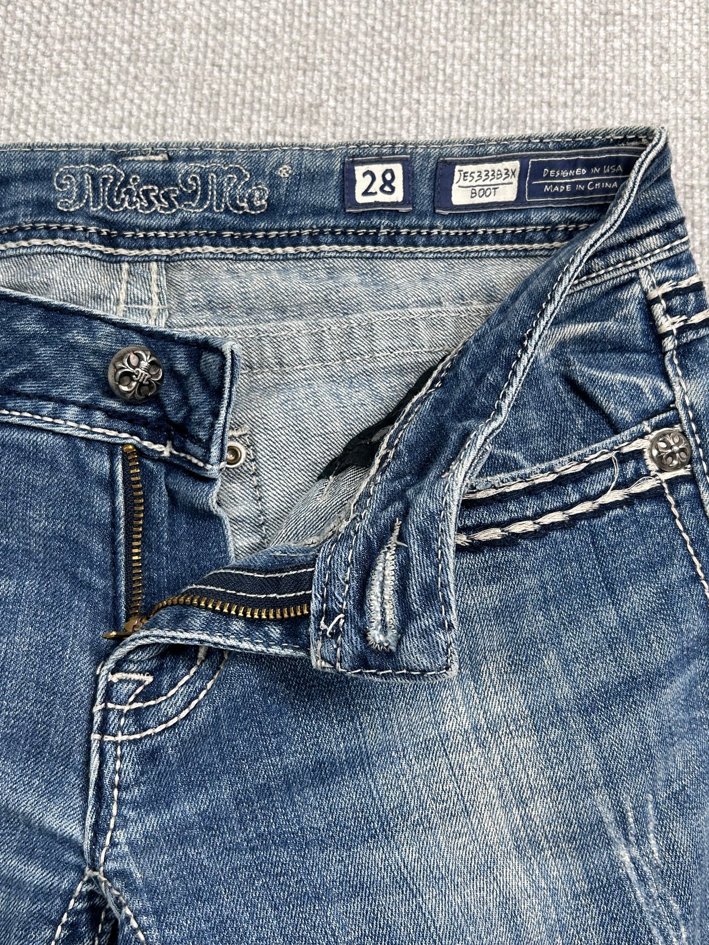 Y2K Miss Me Bootcut Jeans 29"