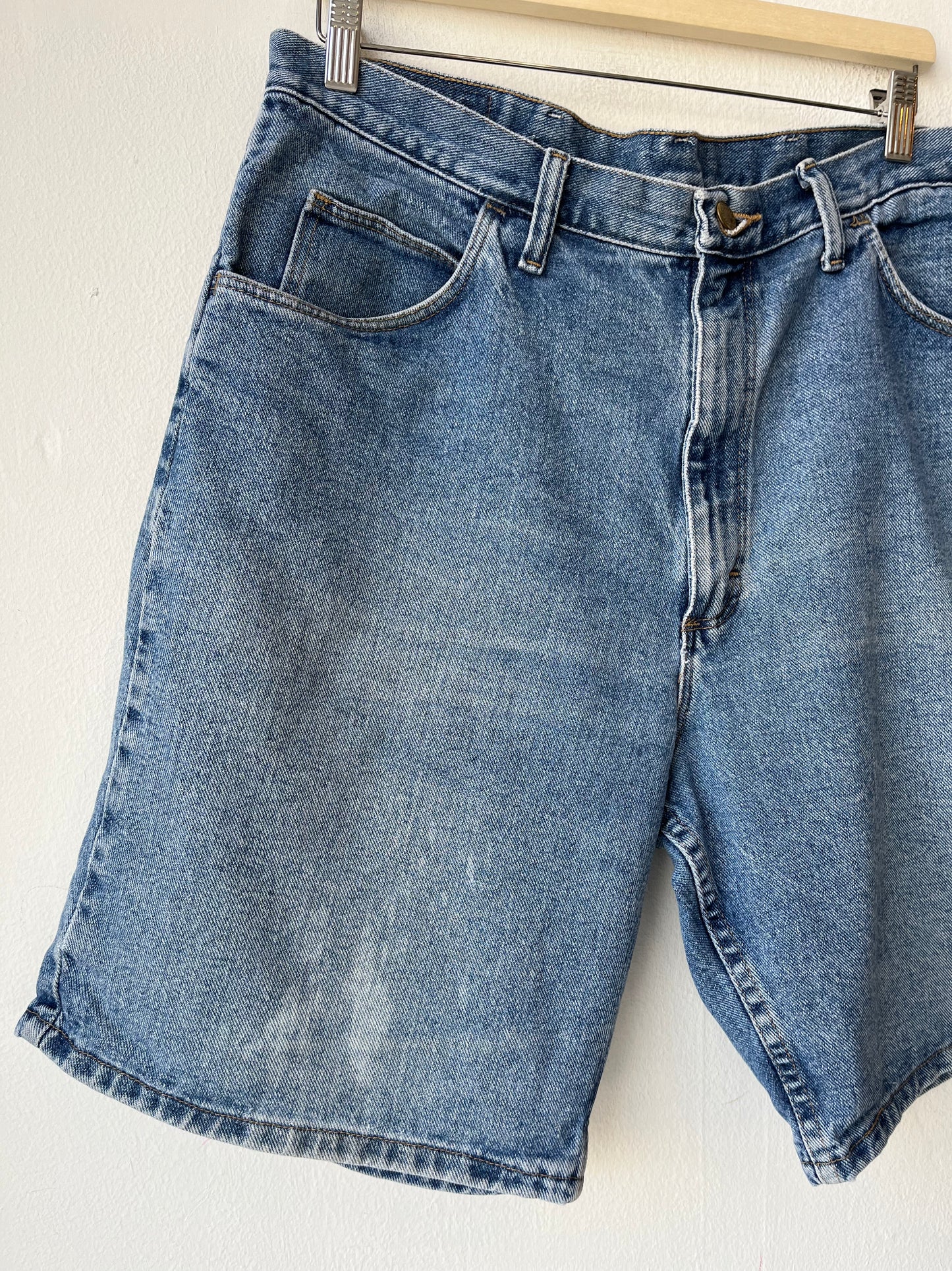 Y2K Wrangler Loose Denim Shorts 36"